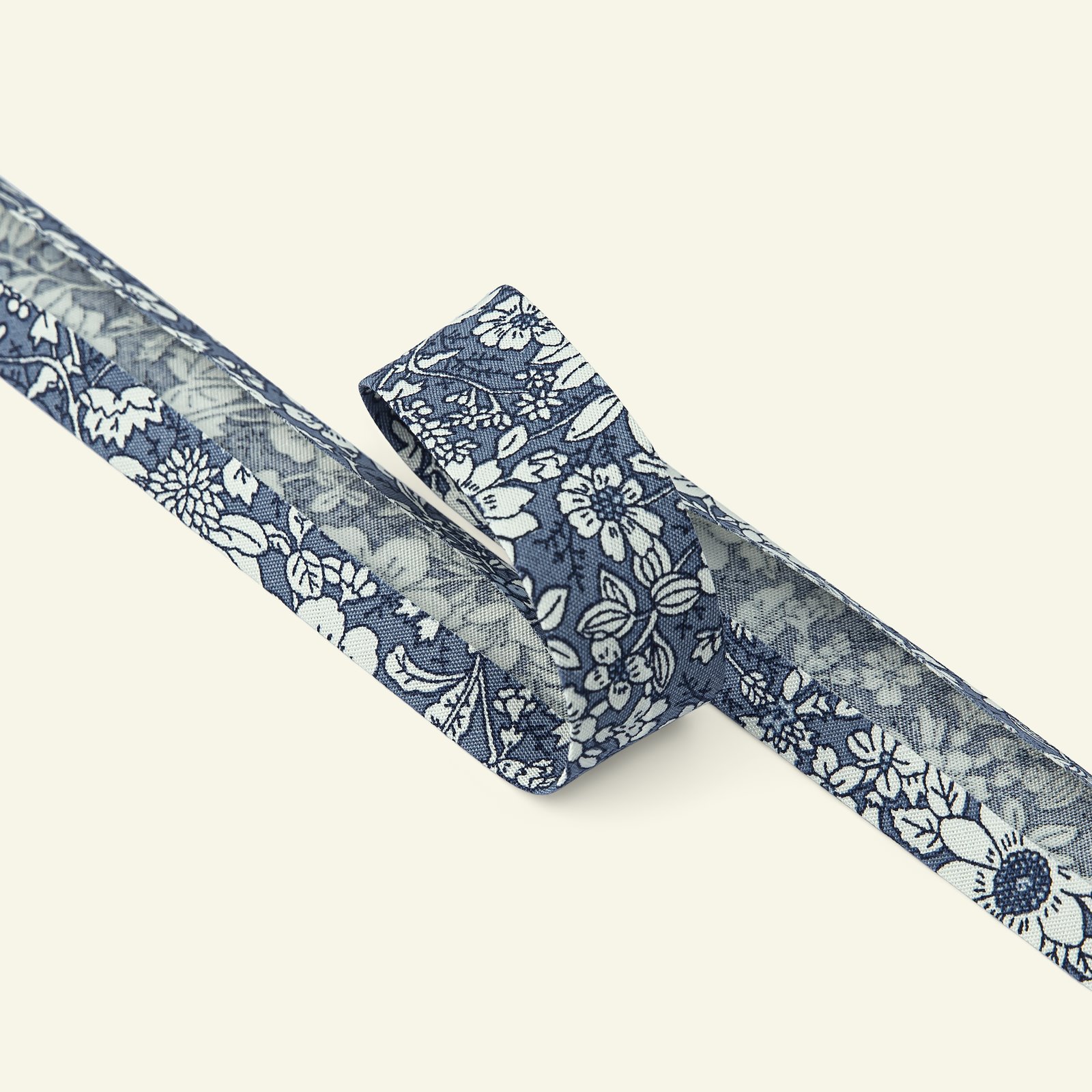 Bias tape cotton 18mm flower blue 3m 64034_pack