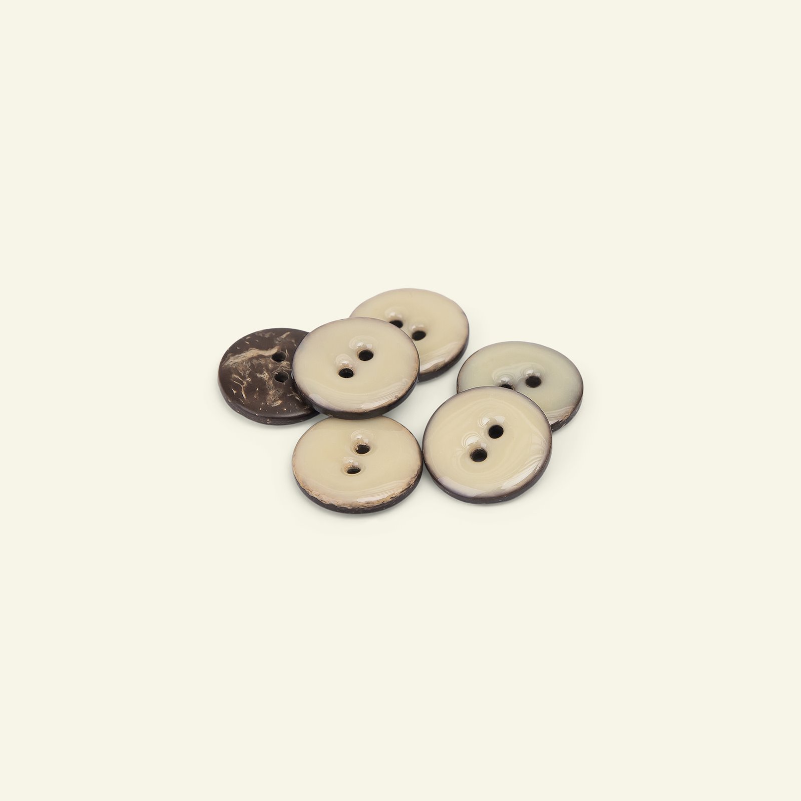 Button 2-holes coconut 18mm white 6pcs 33100_pack