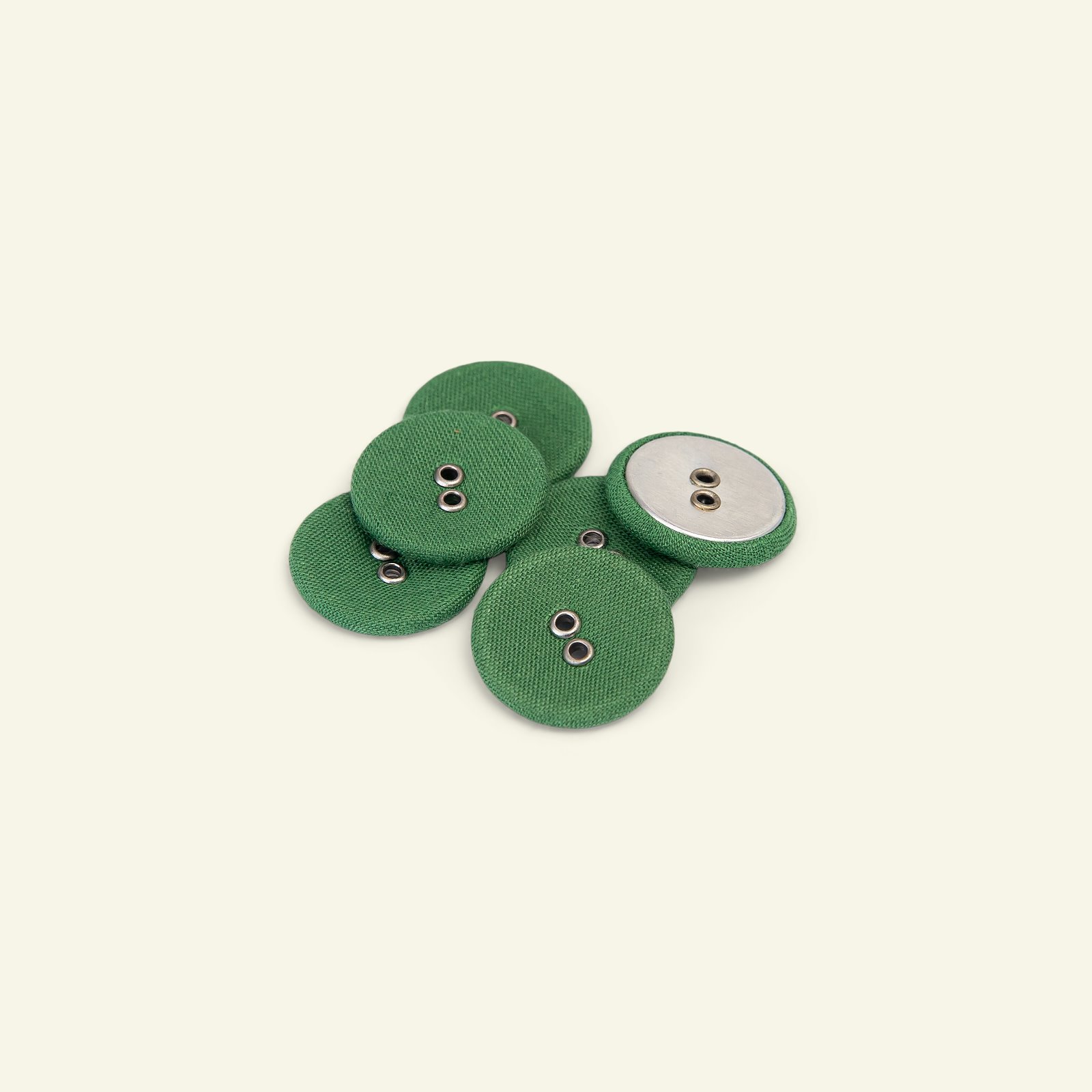 Button 2-holes fabric 20mm green 6pcs 33300_pack