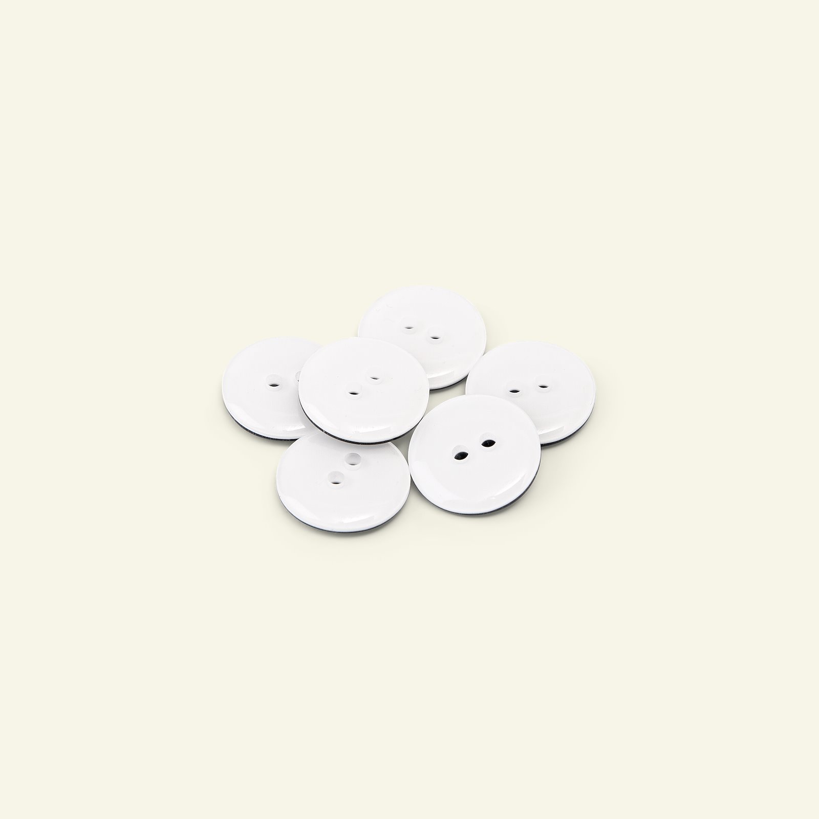 Button 2-holes shiny 18mm white 6pcs 33455_pack