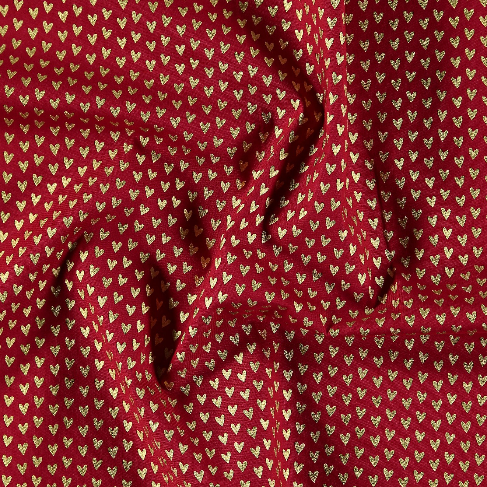 Cotton classic red with gold hearts 852397_pack