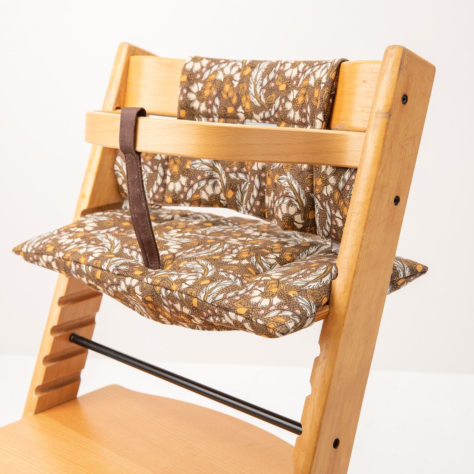 Cushion for babys high chair p90005_780567_sskit