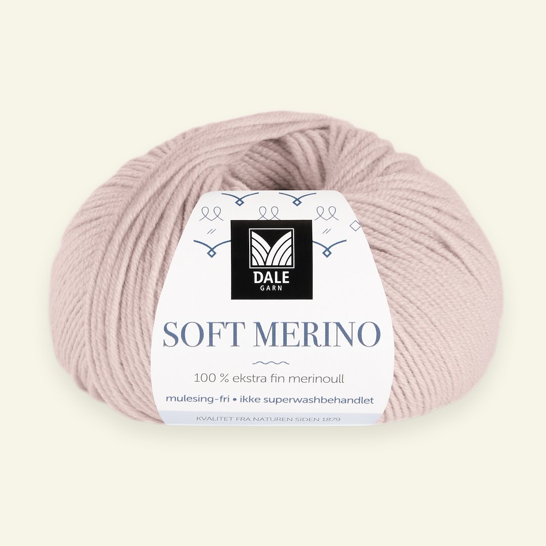 Se Dale Garn, 100% ekstra fint merinogarn "Soft Merino", støvet rosa (3032) hos Selfmade