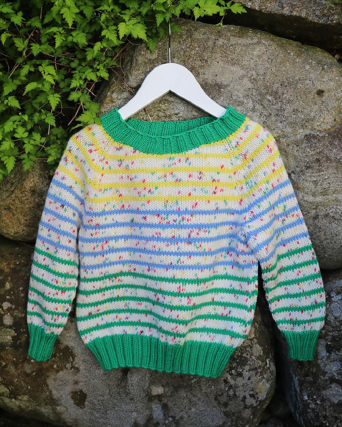 Dale yarn, knitting pattern – Funfetti jumper DALE6007_Funfetti_Jumper.jpg