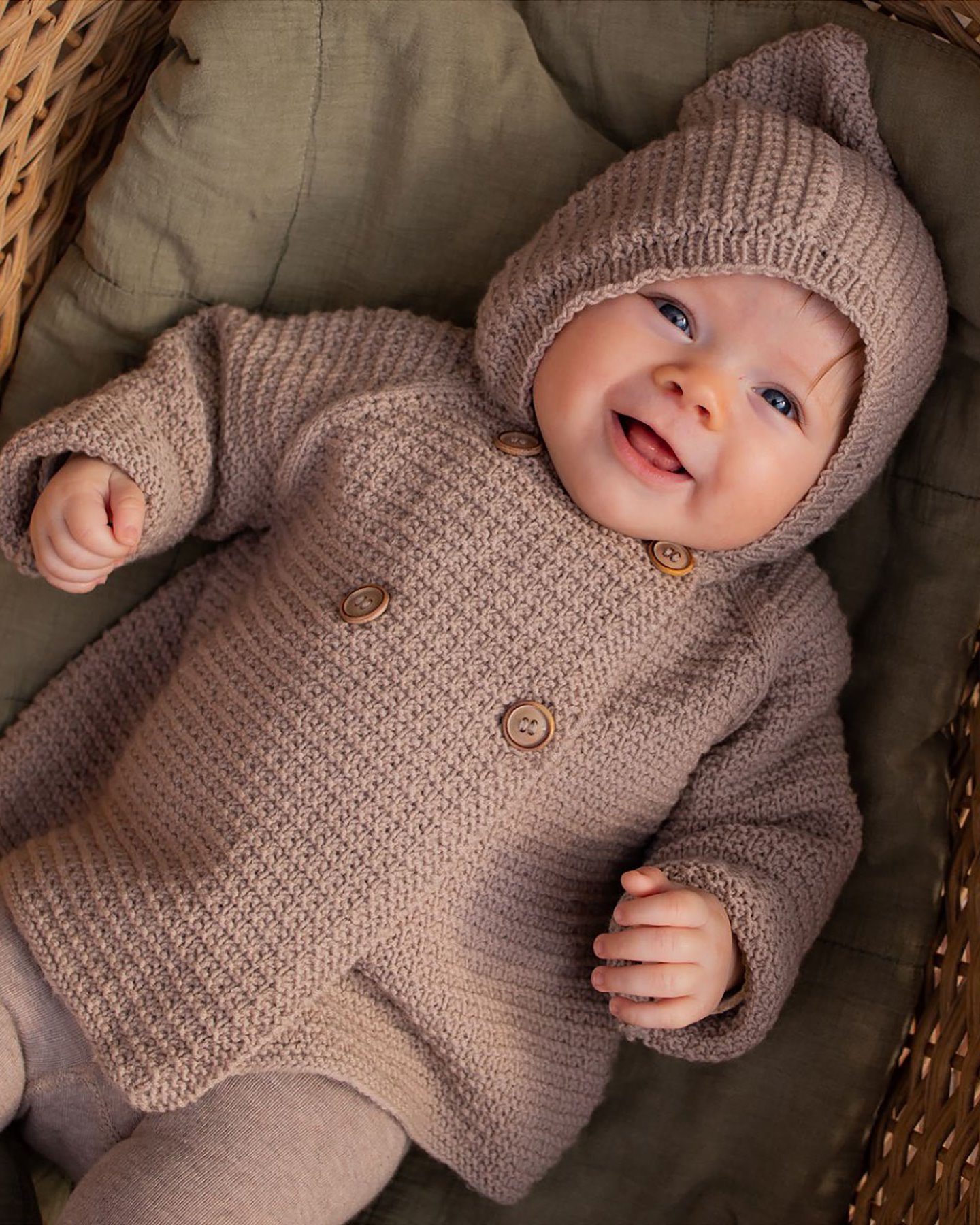 Dale yarn, knitting pattern – Linus Jacket, child DALE6014_Linus_Jacket.jpg
