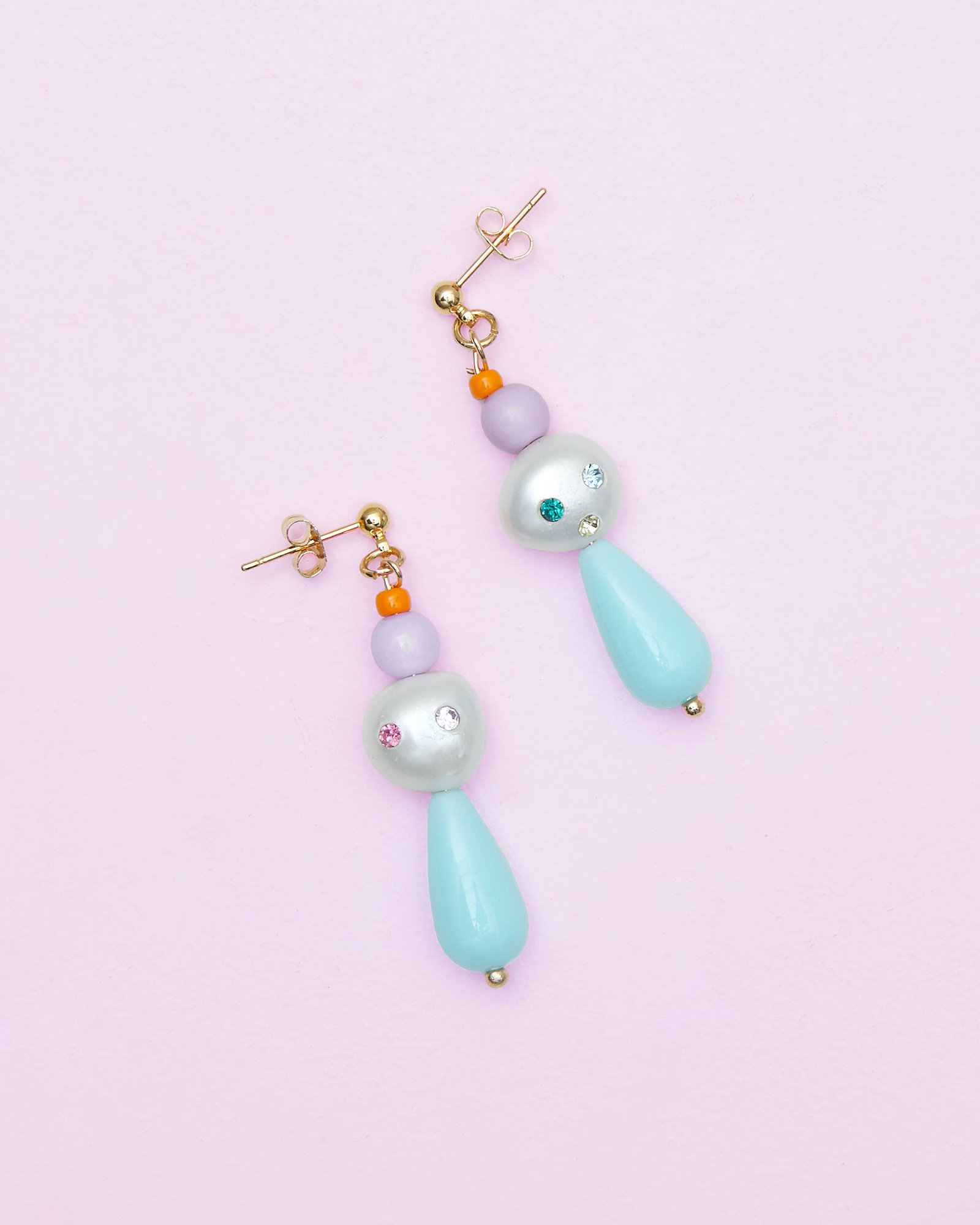 DIY: Stud earrings with beads DIY6035_image.jpg