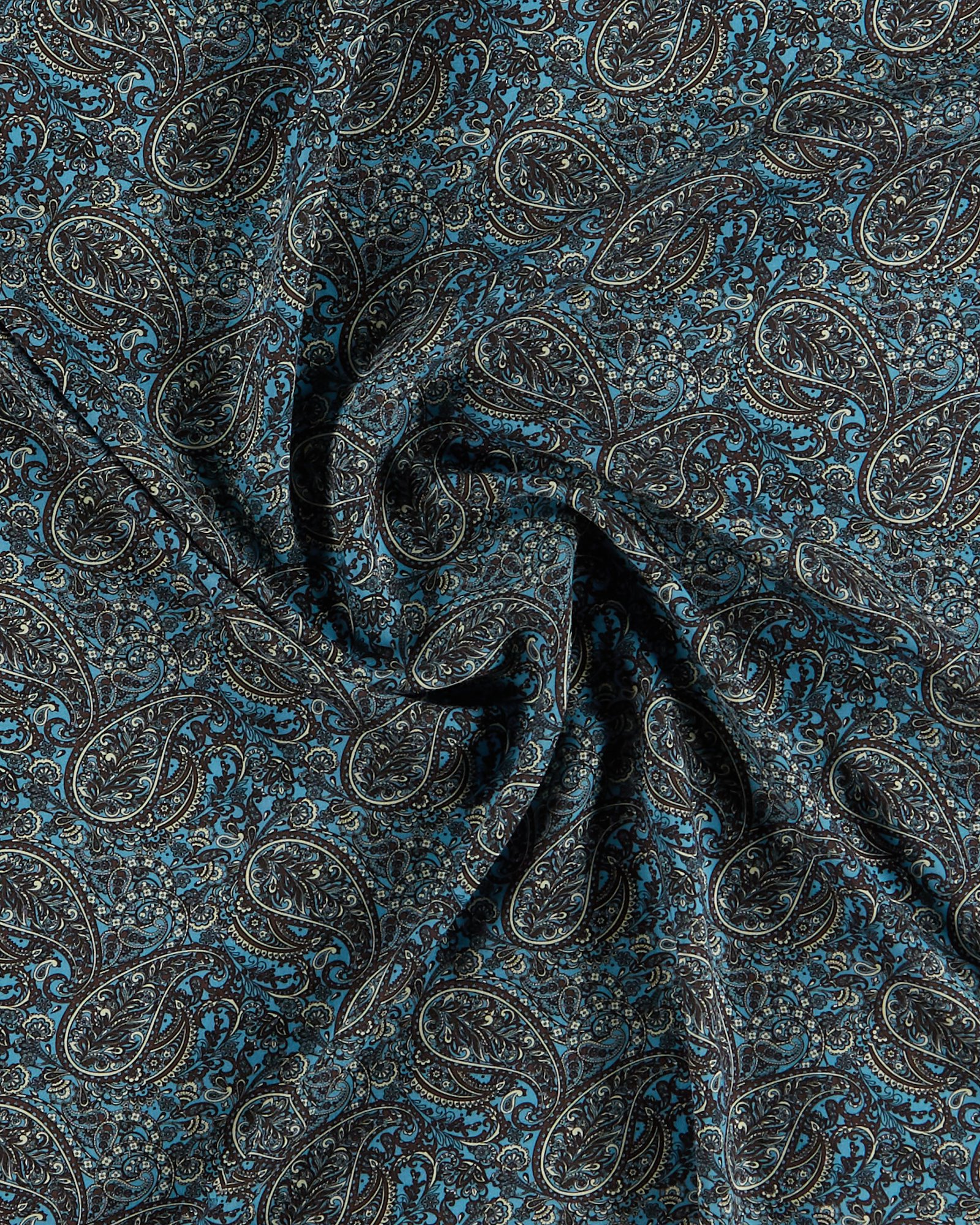 Ecovero woven viscose with blue paisley 710827_pack