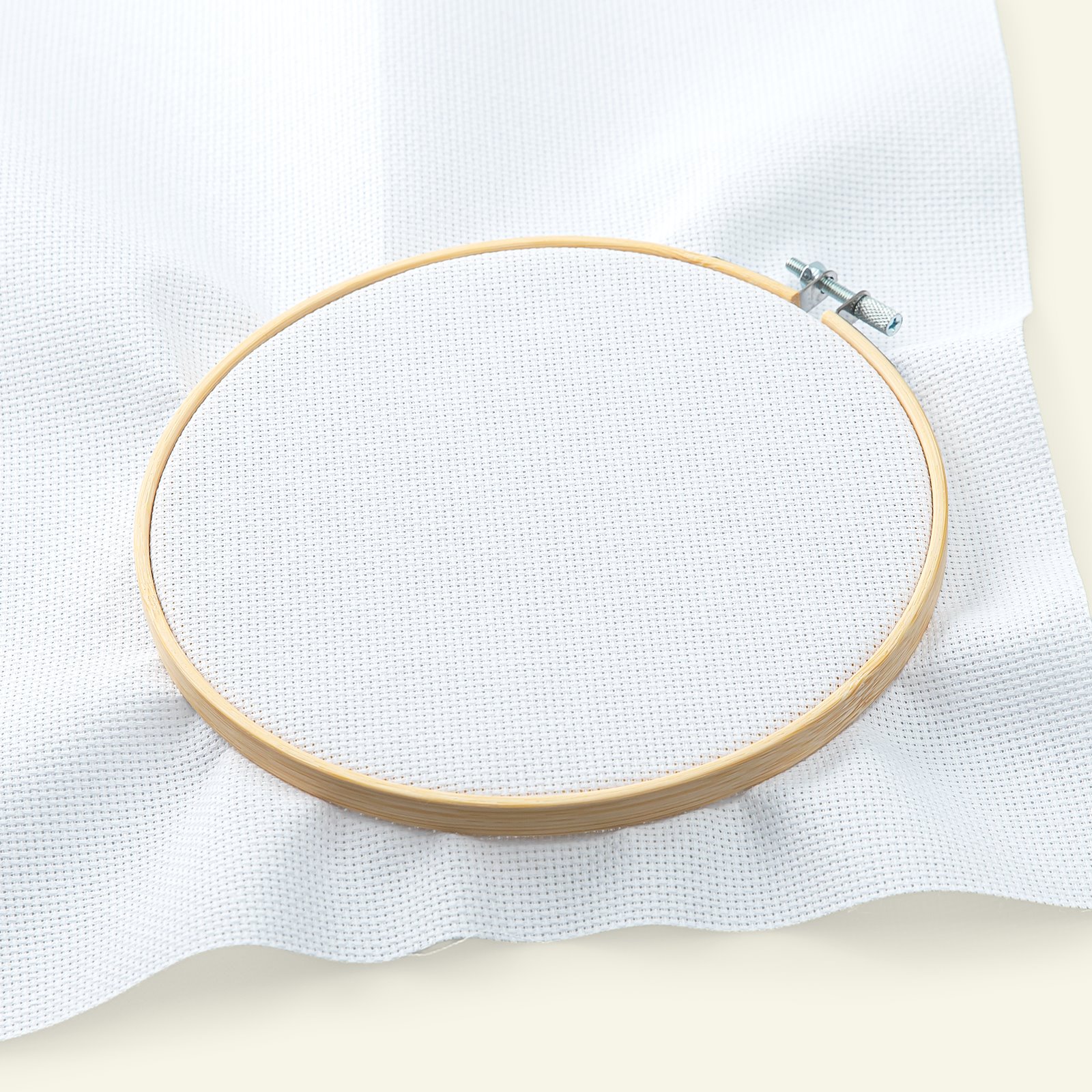 Embroidery hoop 8" - 20,8cm bamboo wood 99006_sskit