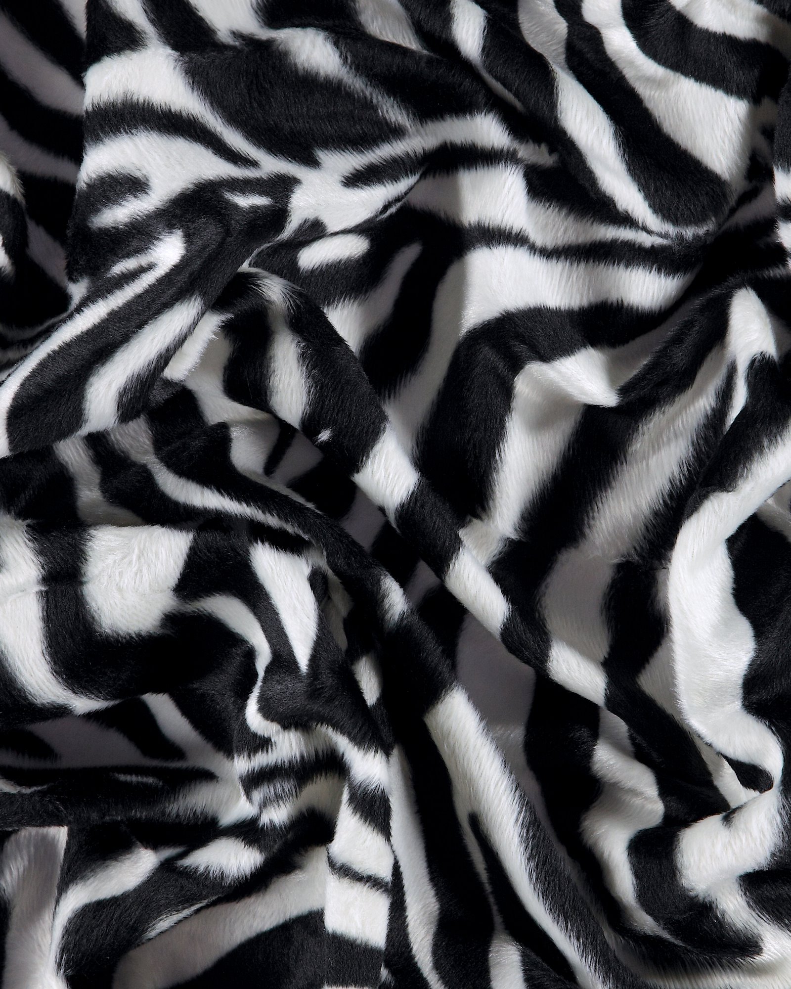 Fake fur black/white zebra 2mm 910036_pack
