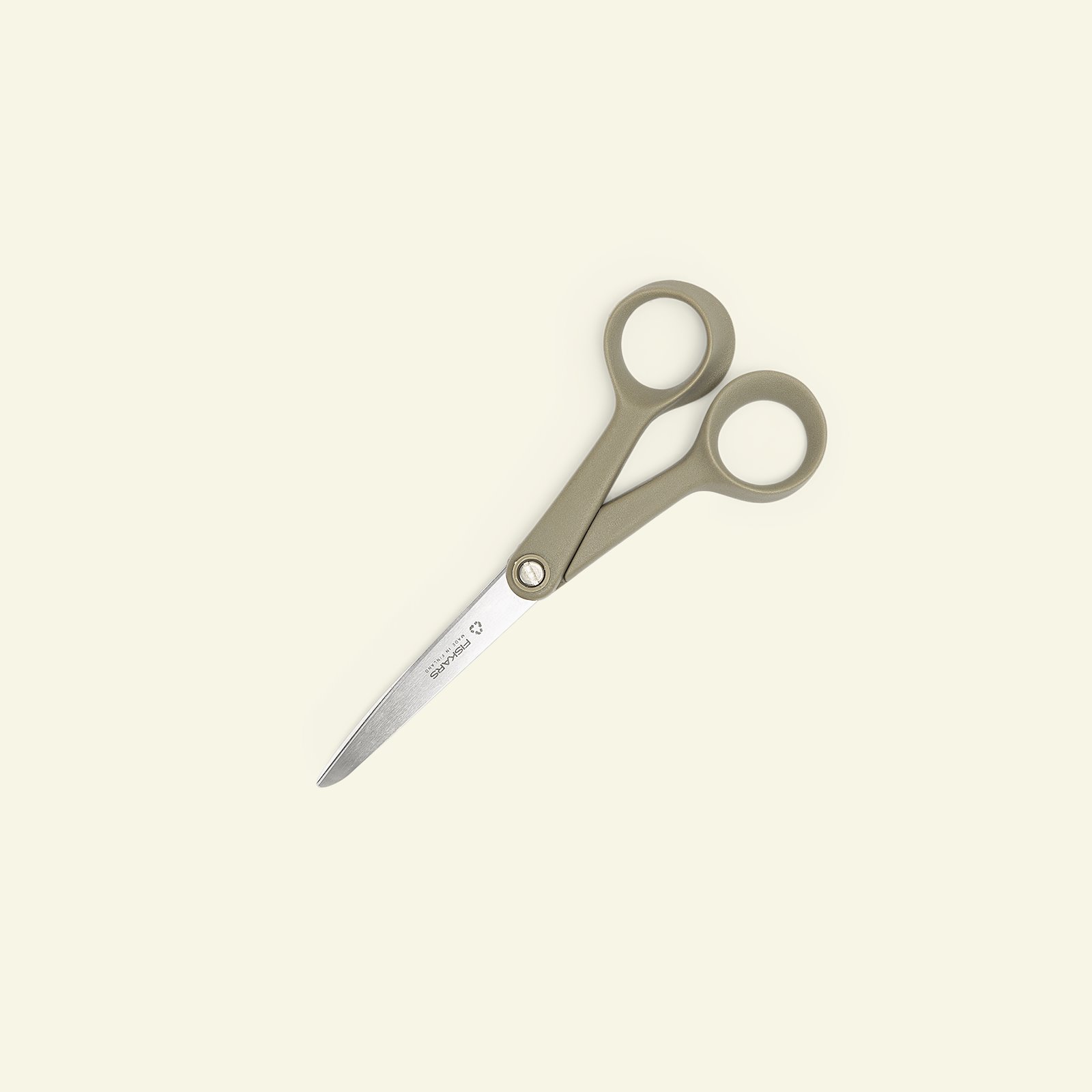 Fiskars ReNew universal scissors 17cm 42032_pack
