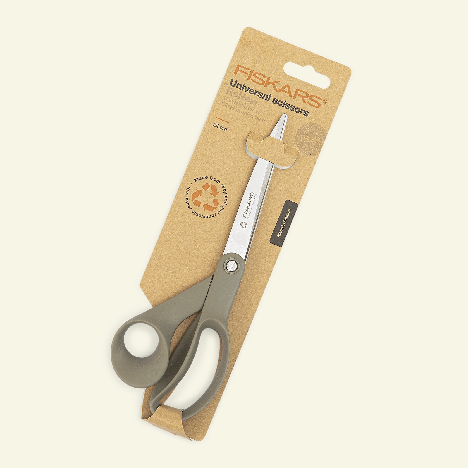 Fiskars ReNew universal scissors 24cm 42030_pack_b