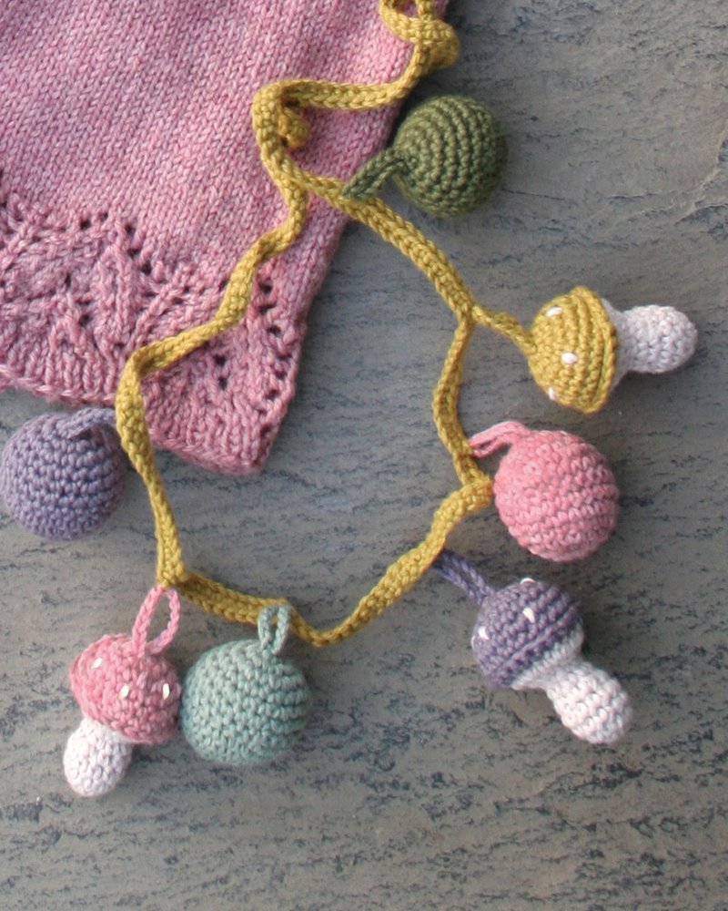 FRAYA crochet pattern - Fairytale Mushroom Pramchain, kids & babies FRAYA4015.jpg