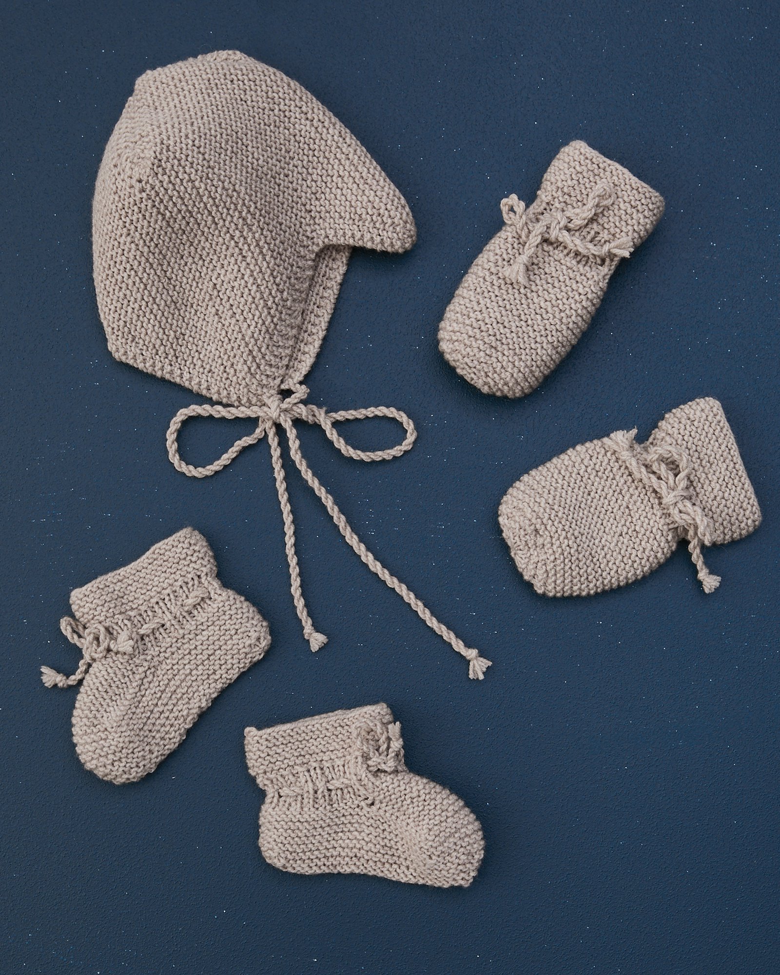 FRAYA knitting pattern – Baby quintessentials - Delicate FRAYA6060_image.jpg