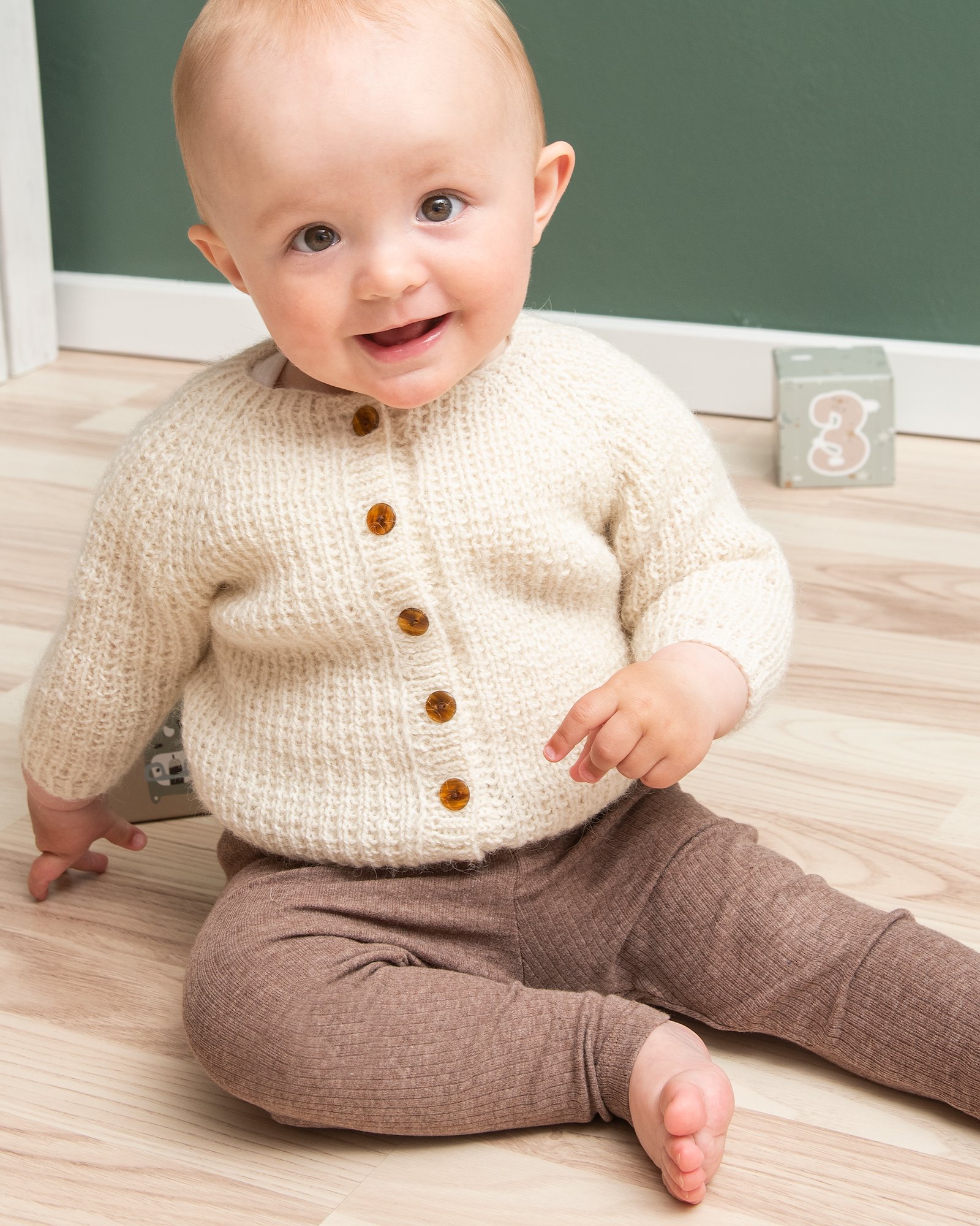 FRAYA knitting pattern - Caramel Cardigan, kids & babies FRAYA6041_image.jpg