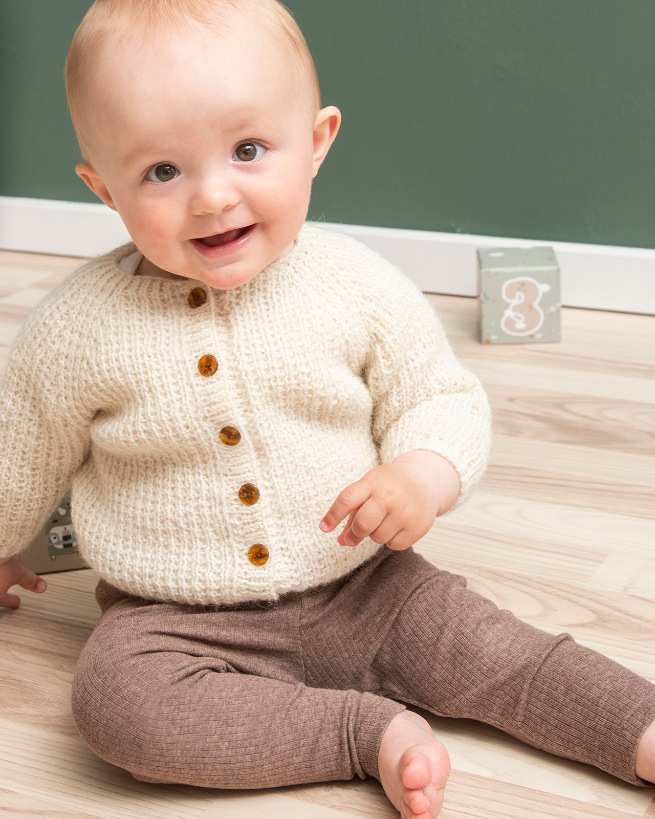 FRAYA knitting pattern - Caramel Cardigan, kids & babies FRAYA6041_image.jpg