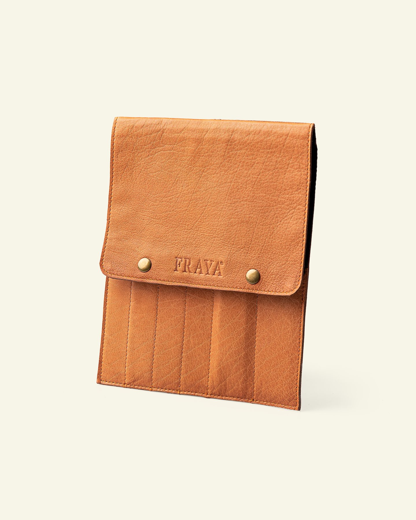 FRAYA leather sleeve, 24x18cm, brown 96802_pack