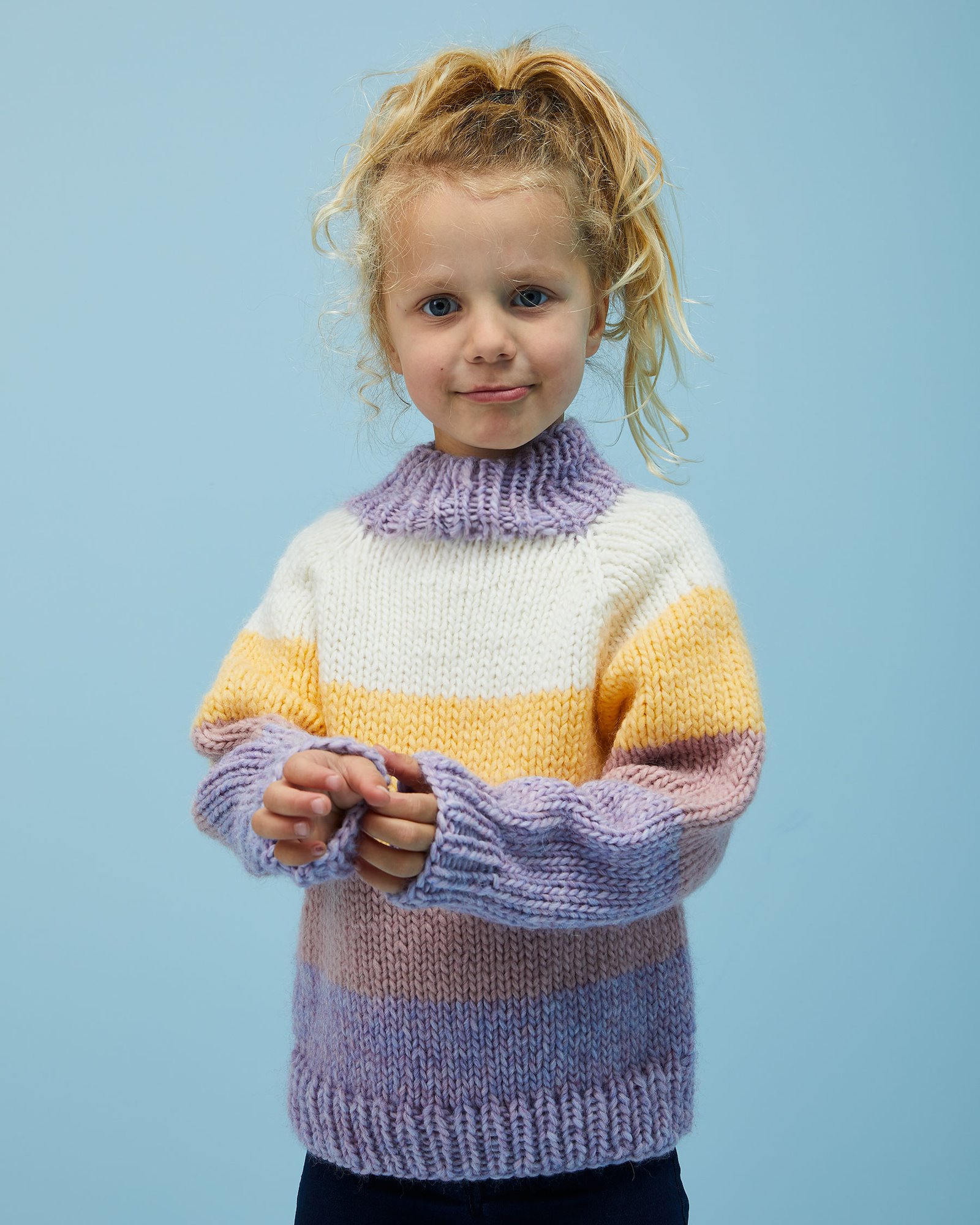 FRAYA strikkeoppskrift - Keep Me Warm Sweater, barn & baby FRAYA6012.jpg