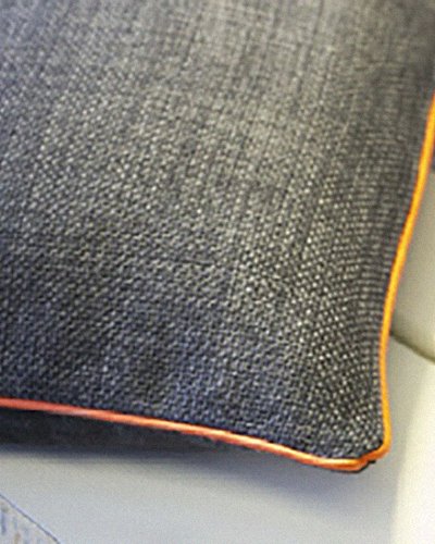How to sew piping ribbon onto cushions DIY8000_Pipingpåpude.jpg