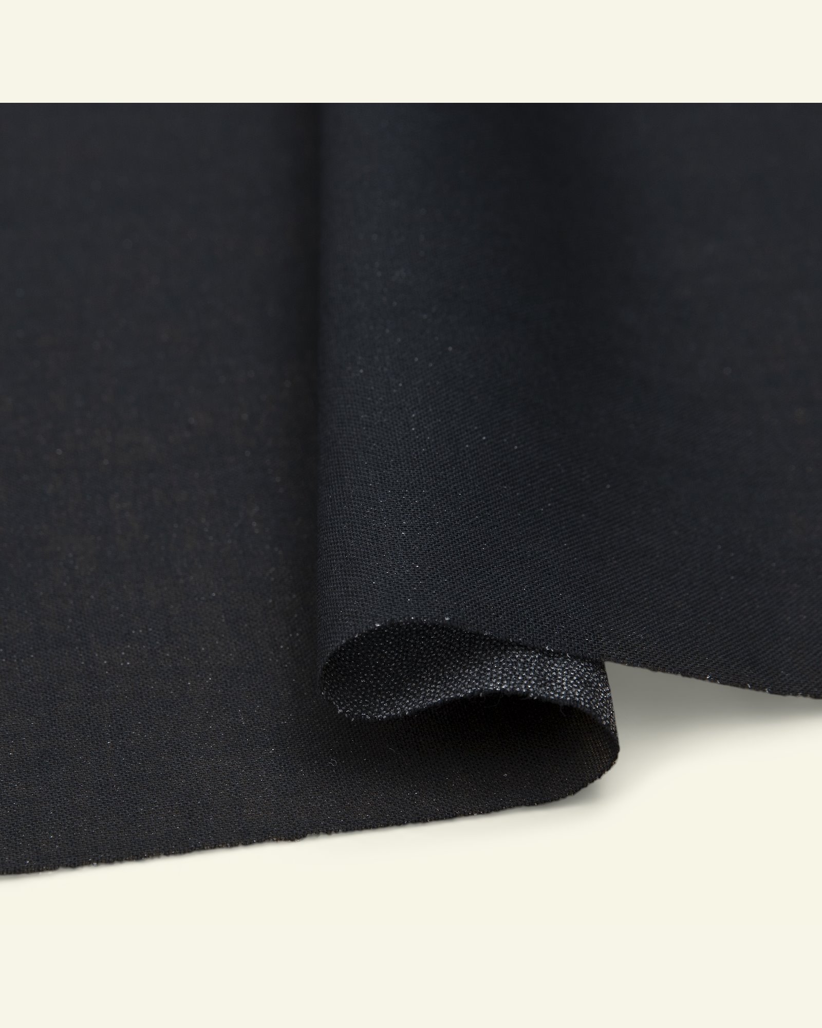 Interlining woven black ironing 90x100cm 9043_pack