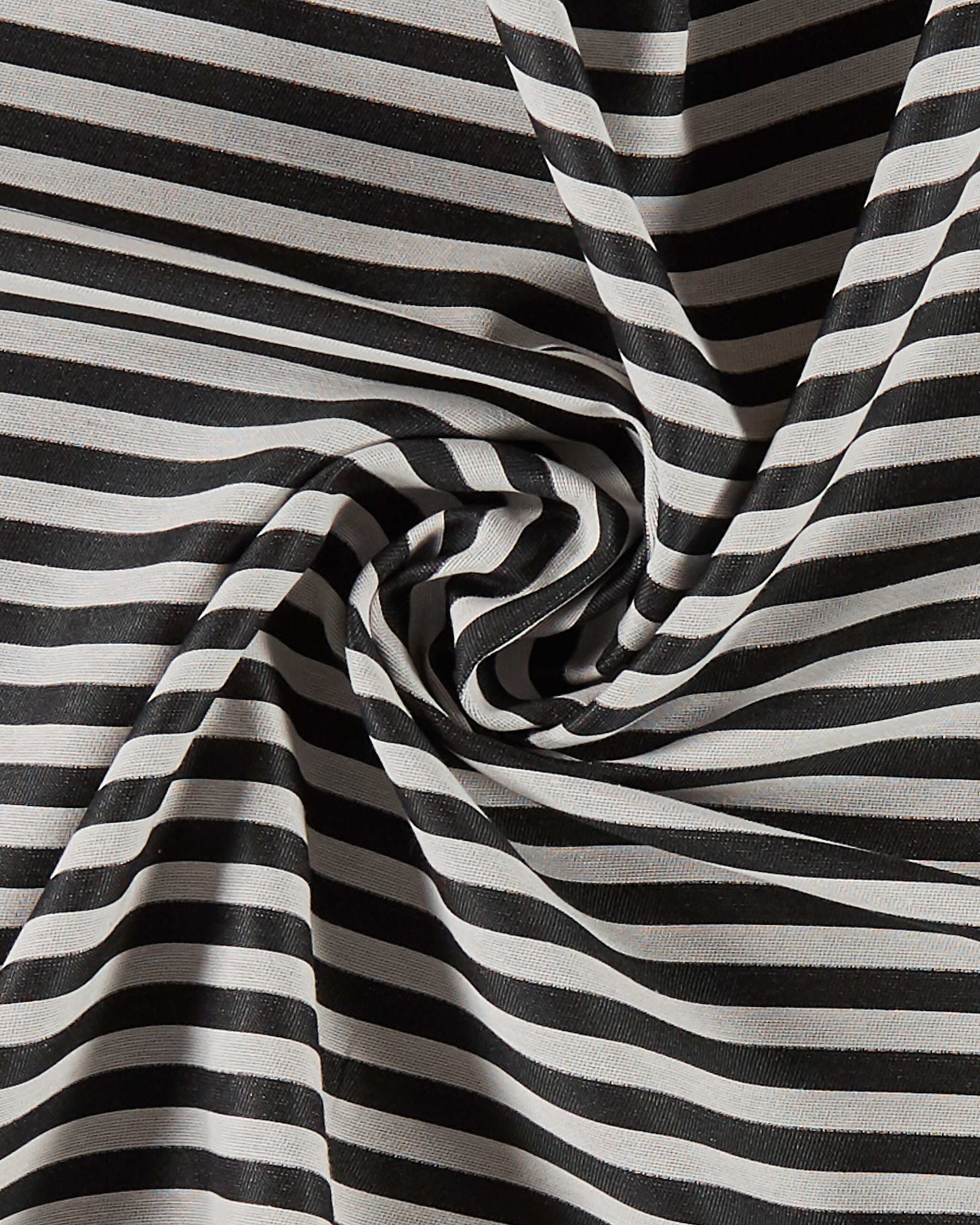 Jacquard yarn dyed black/white stripe 803865_pack