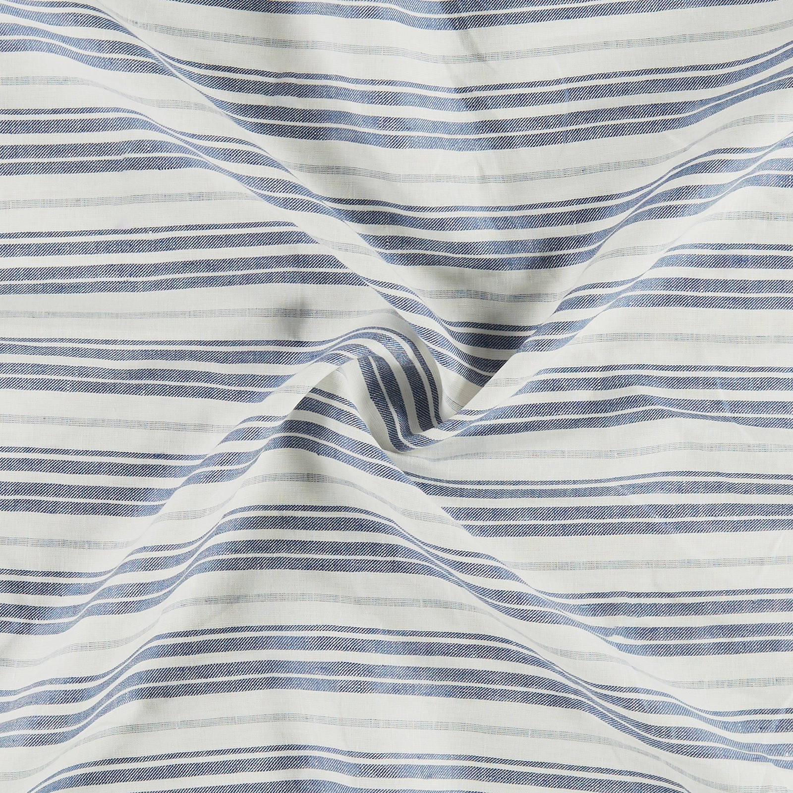 Linen YD off white with blue stripes 511030_pack