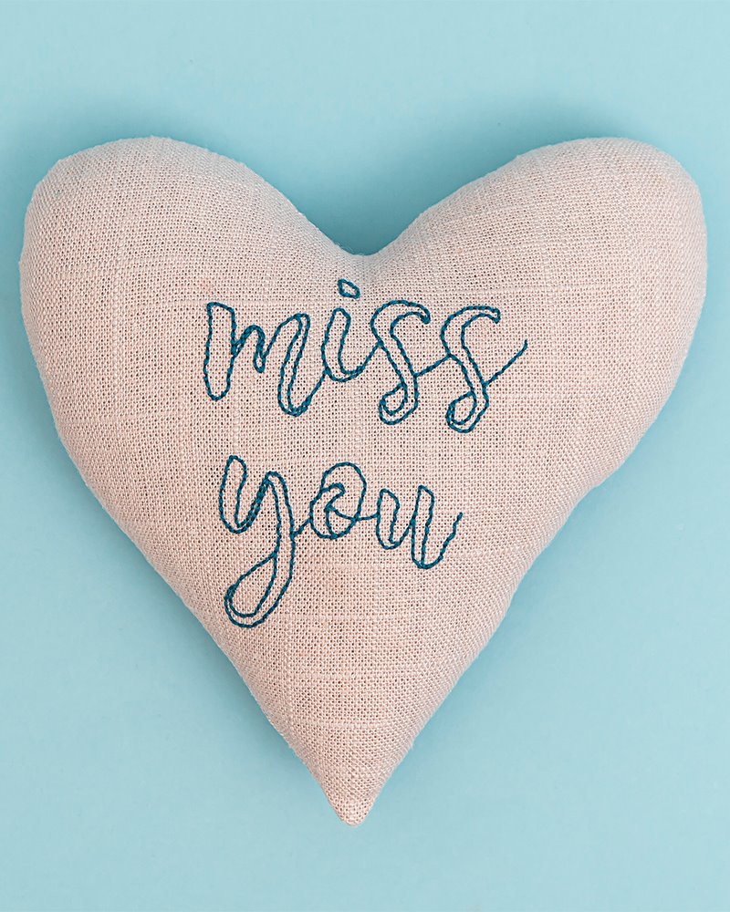 Miss you/hugs - schablone DIY1011_embroidery_hugs_missyou.jpg