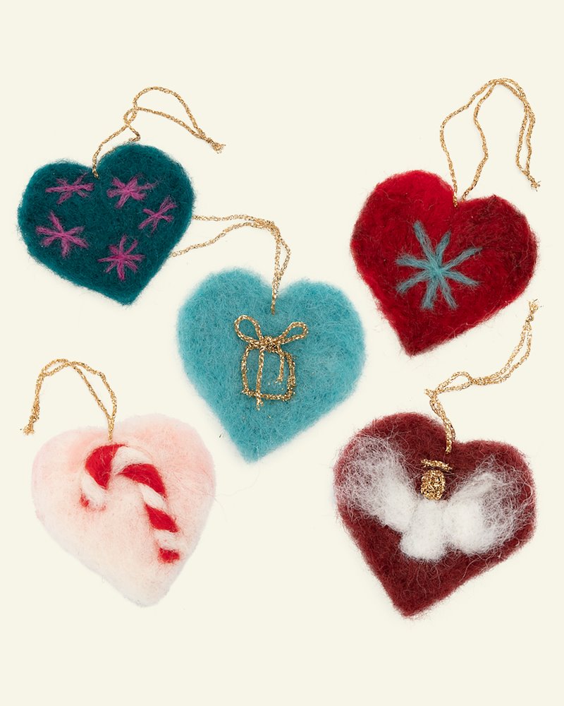 Neddle-felted hearts DIY4014_christmasornaments_needlefelt.png
