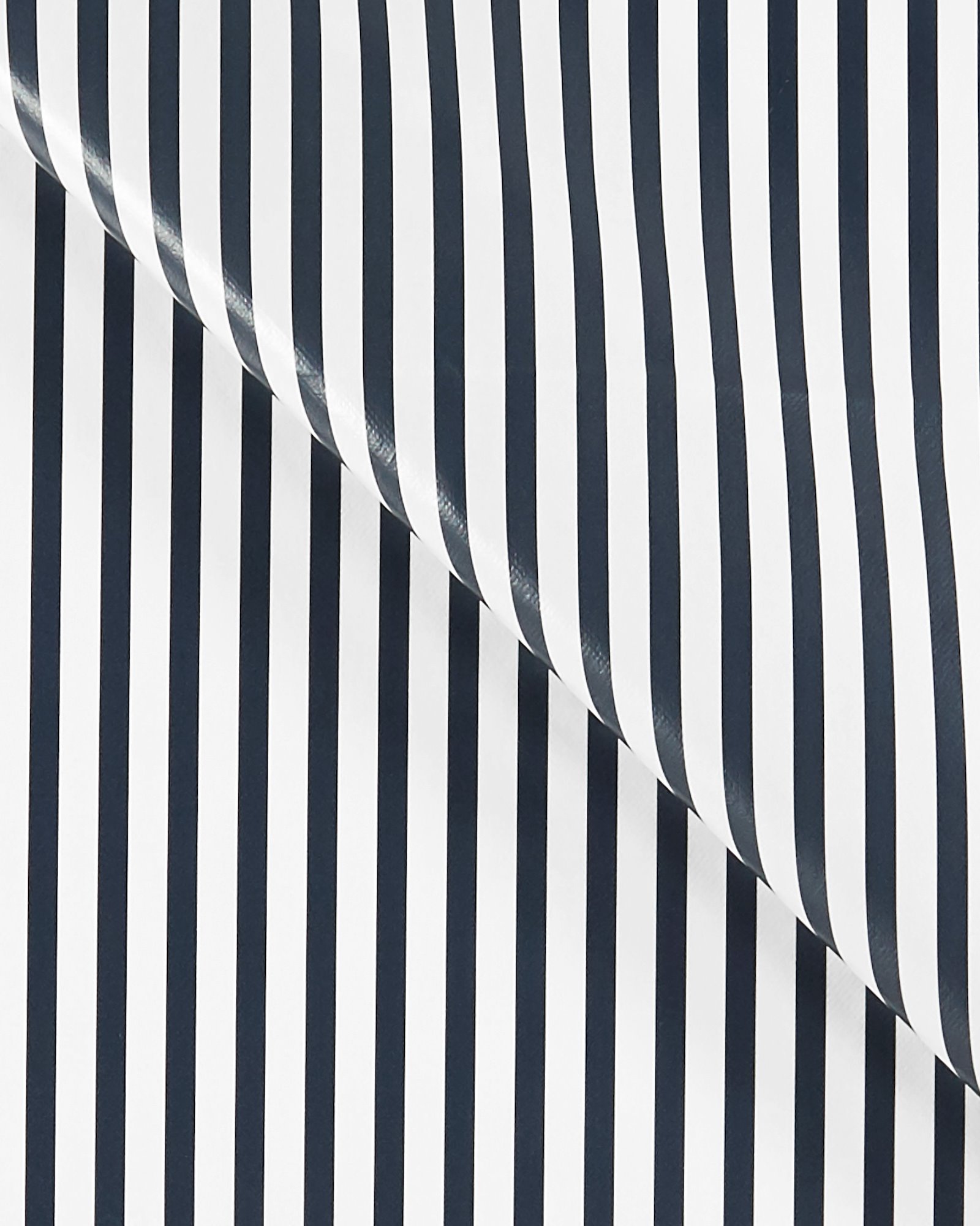Non-woven oilcloth navy/white stripes 861726_pack