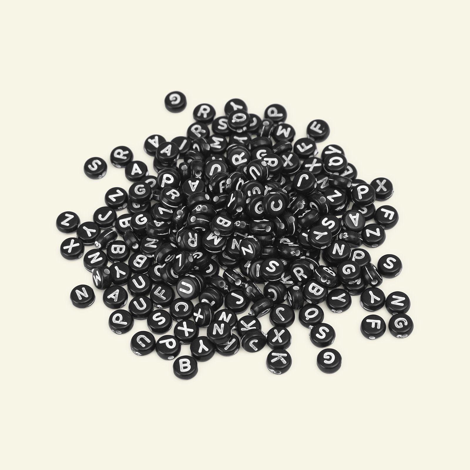 Pärla bokstäver 7mm svart/vit 25g/220st 47618_pack