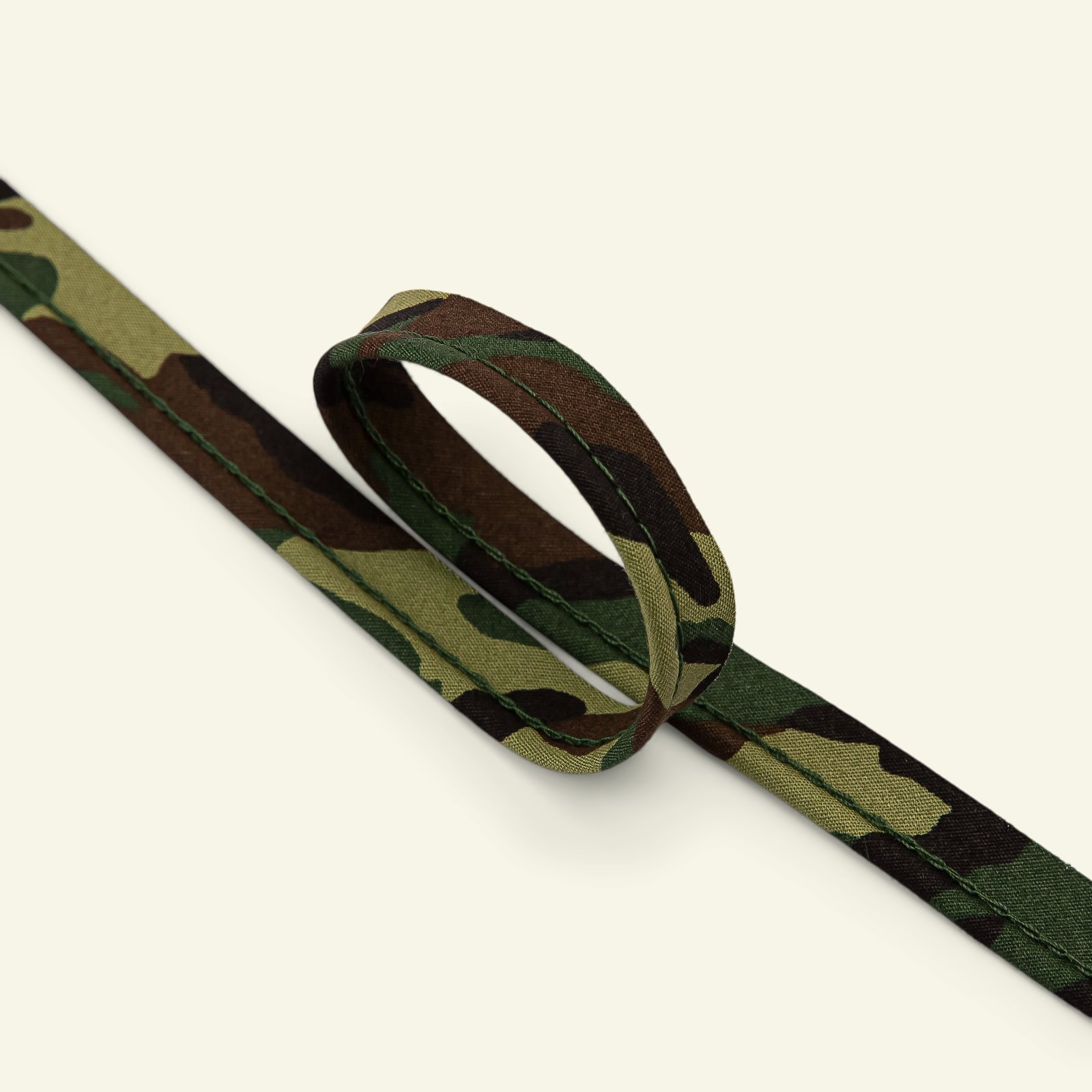 Passpoalband bomull 4mm camouflage 3m 71242_pack