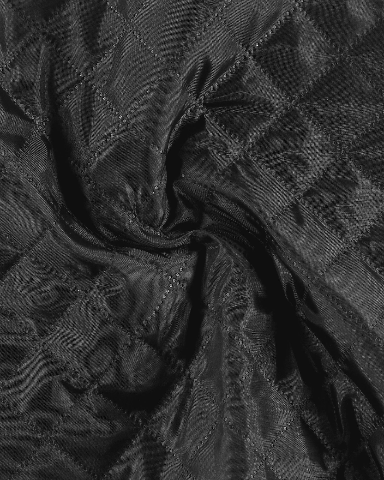 Polyester quilt black w dot welding 920173_pack