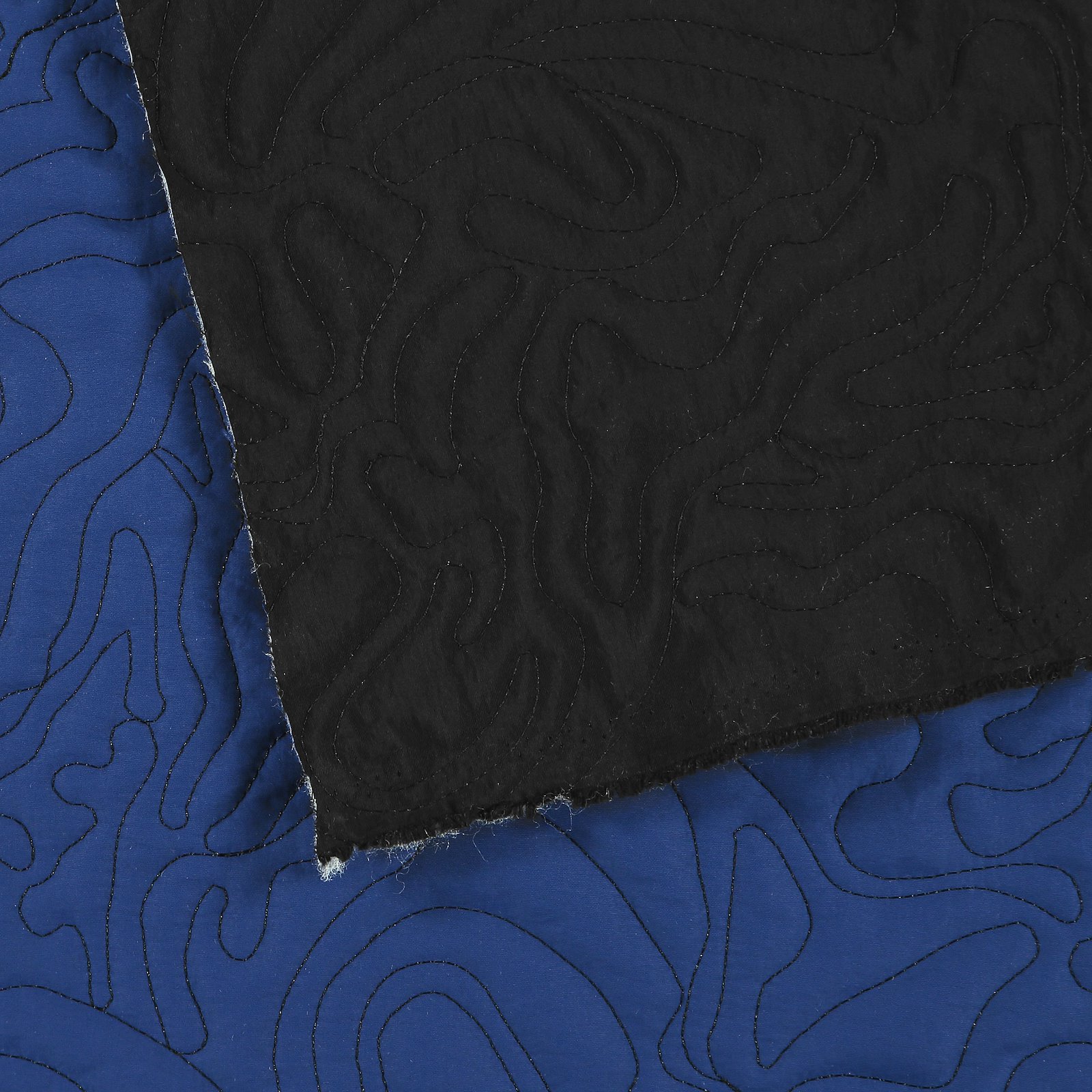 Quilted taslan dark cobalt/black 2-sided 920254_pack_b