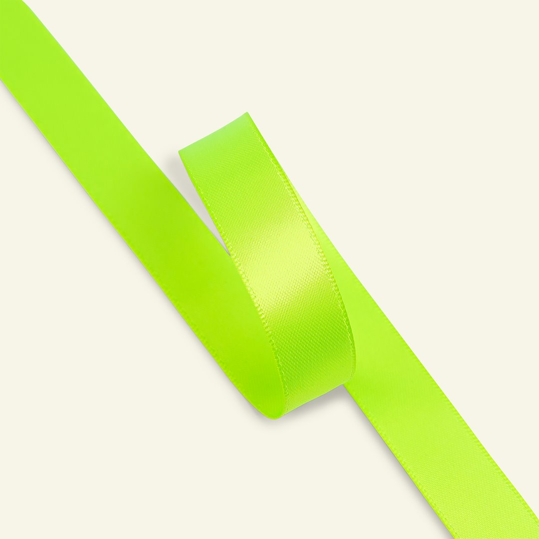 Billede af Satinbånd 15mm neon grøn 25m