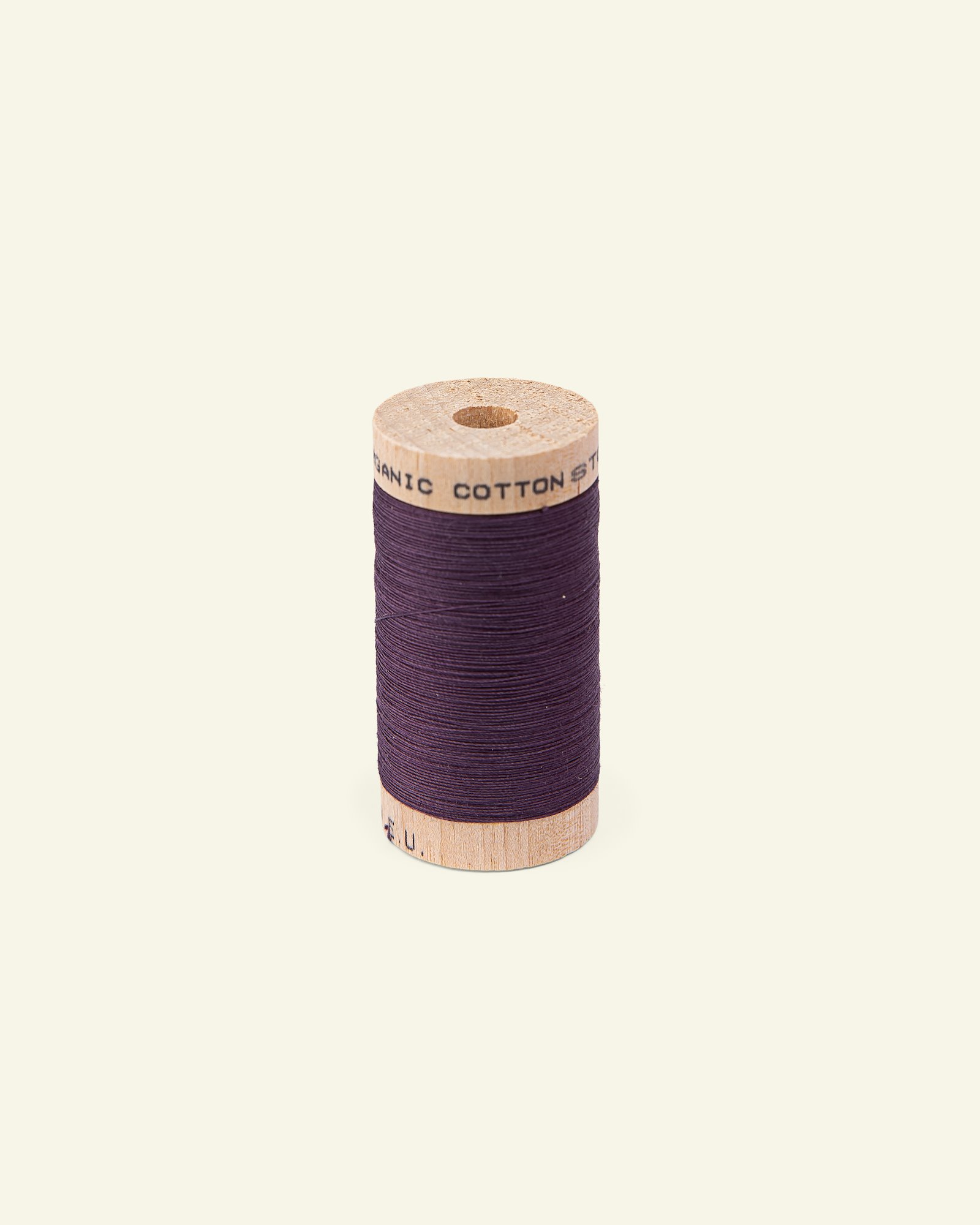 Sewingthread organic cotton dk plum 100m 18017_pack