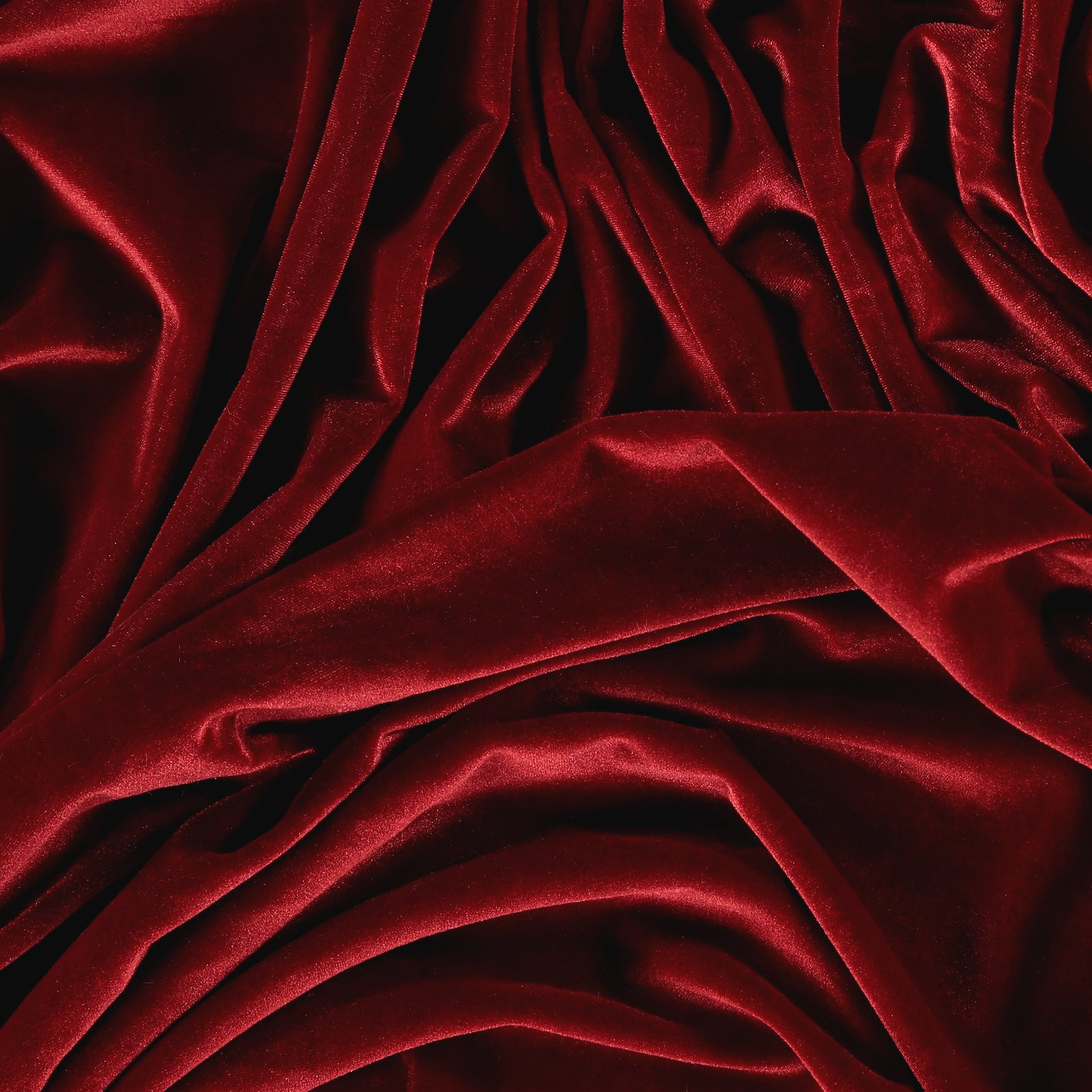 Shiny stretch velvet dark red 250690_pack