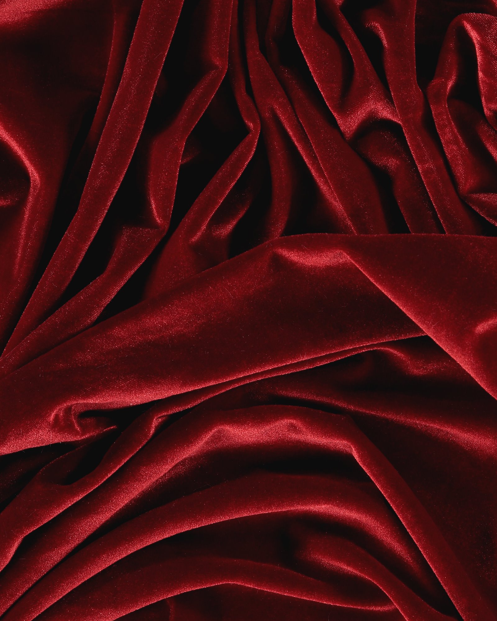 Shiny stretch velvet dark red 250690_pack