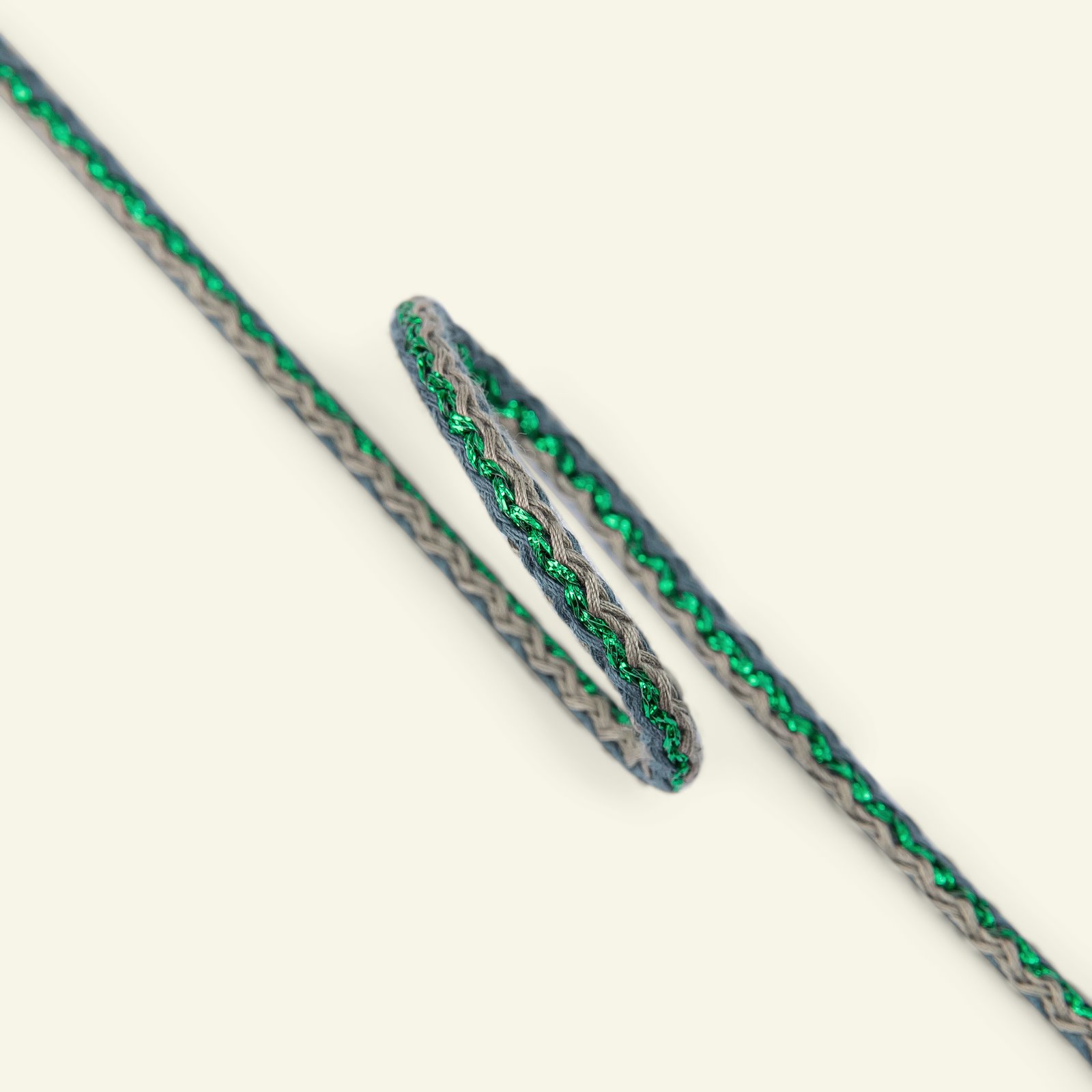 String 5mm green lurex/khaki 3m 22412_pack