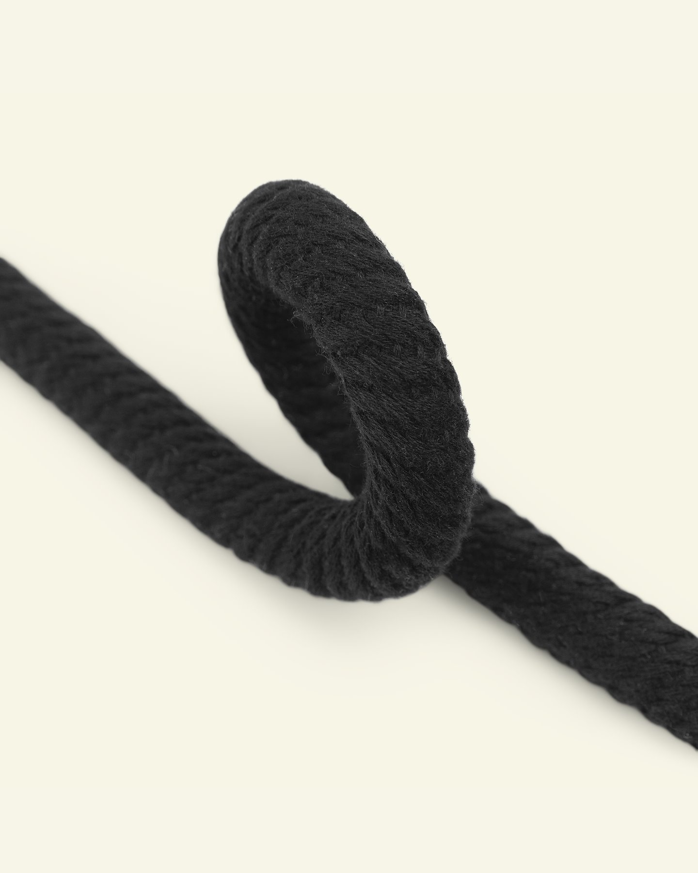 String/soft rope 12mm black 2m 74800_pack.png