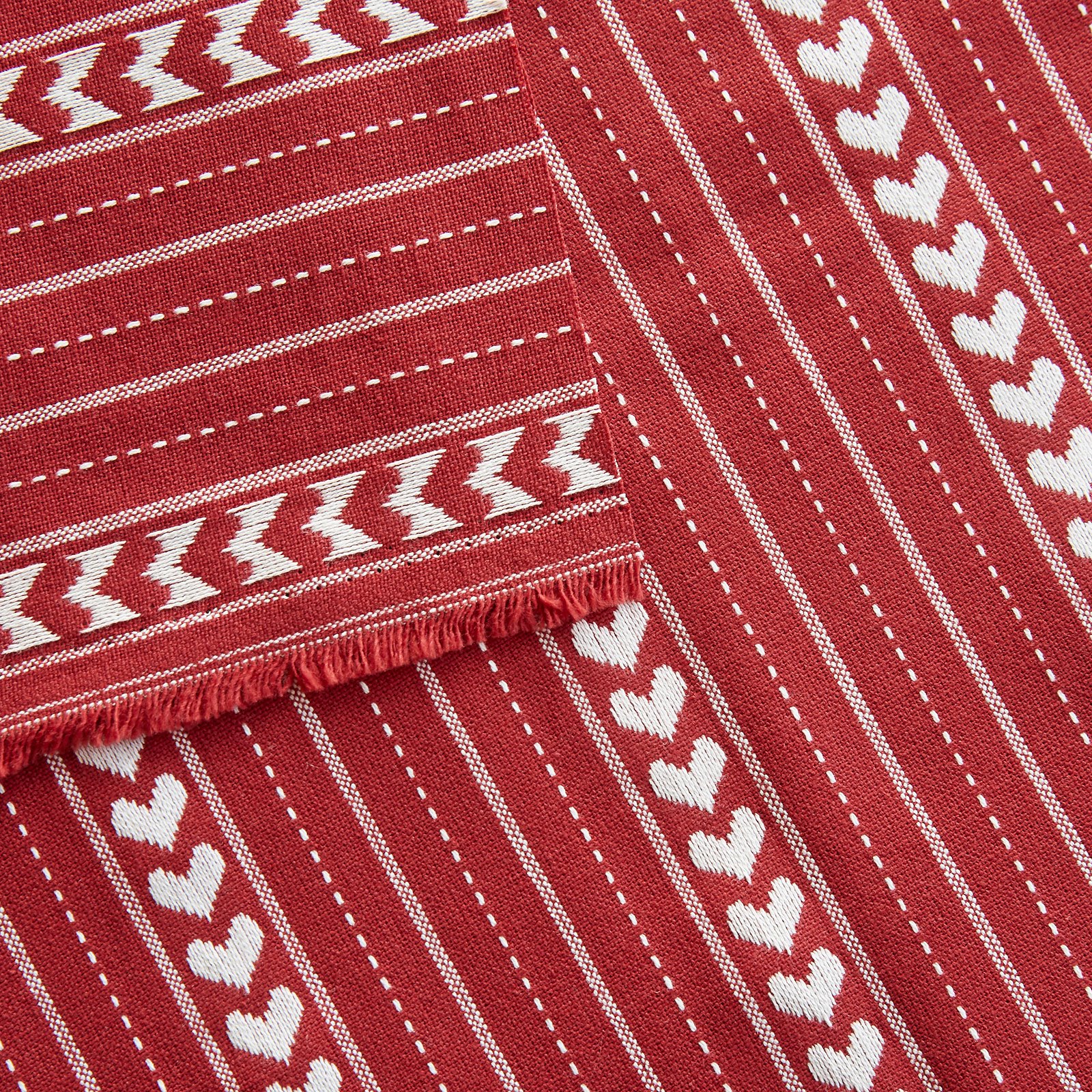 Woven cotton red w YD stripes and hearts 816314_pack_b