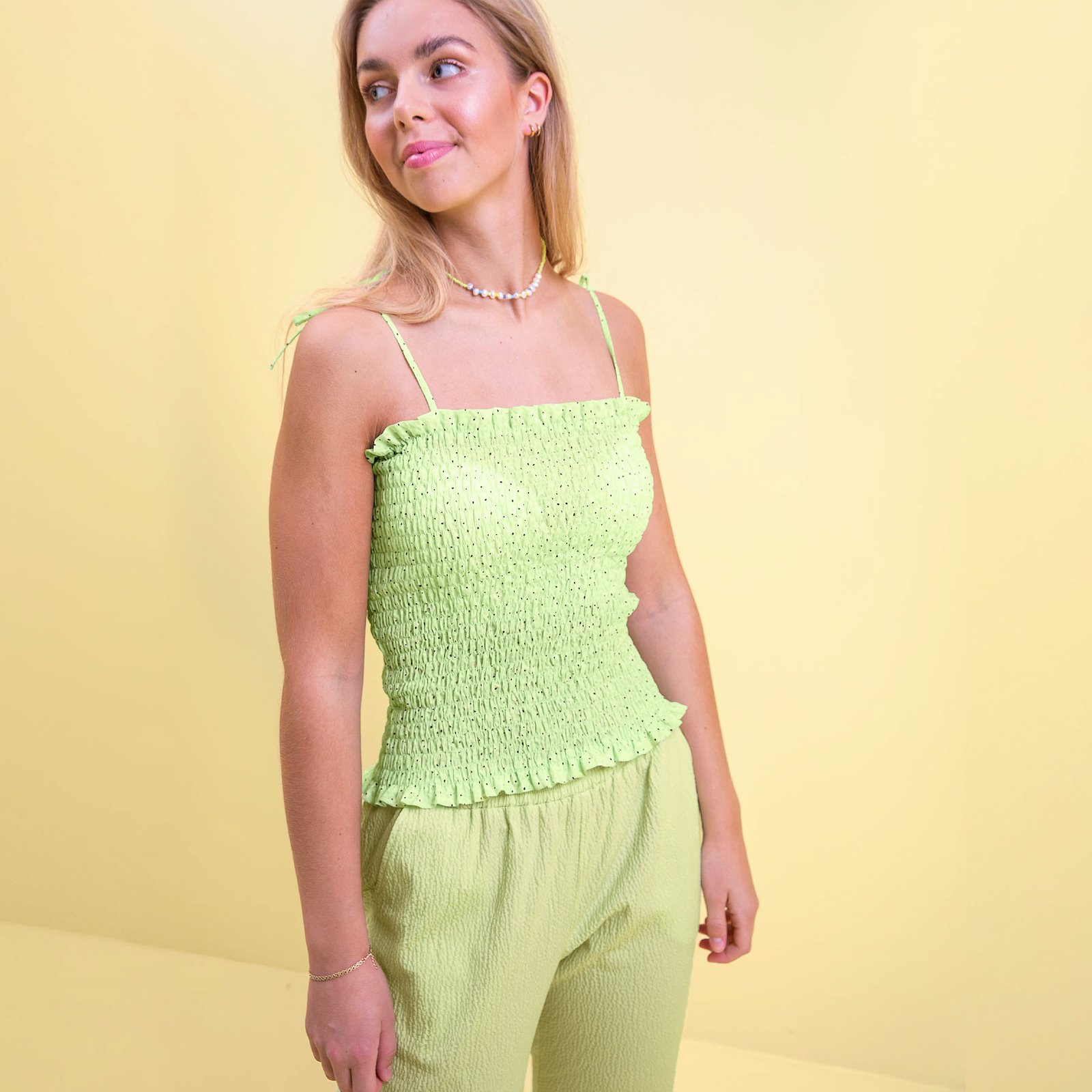 Woven cotton w crepe effect pastelgreen 501955_501959_bundle