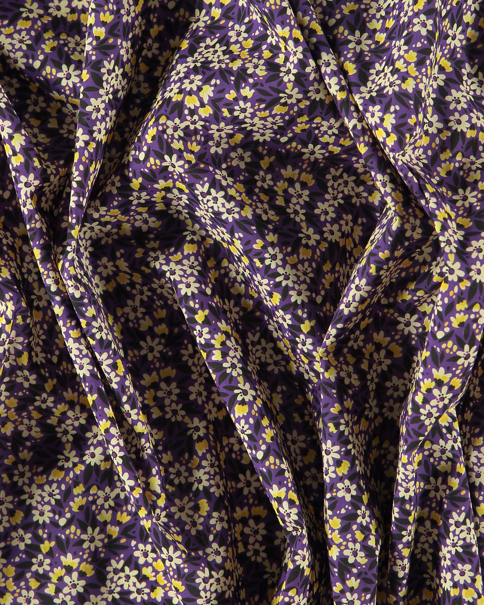 Woven light cotton purple w small flower 501803_pack