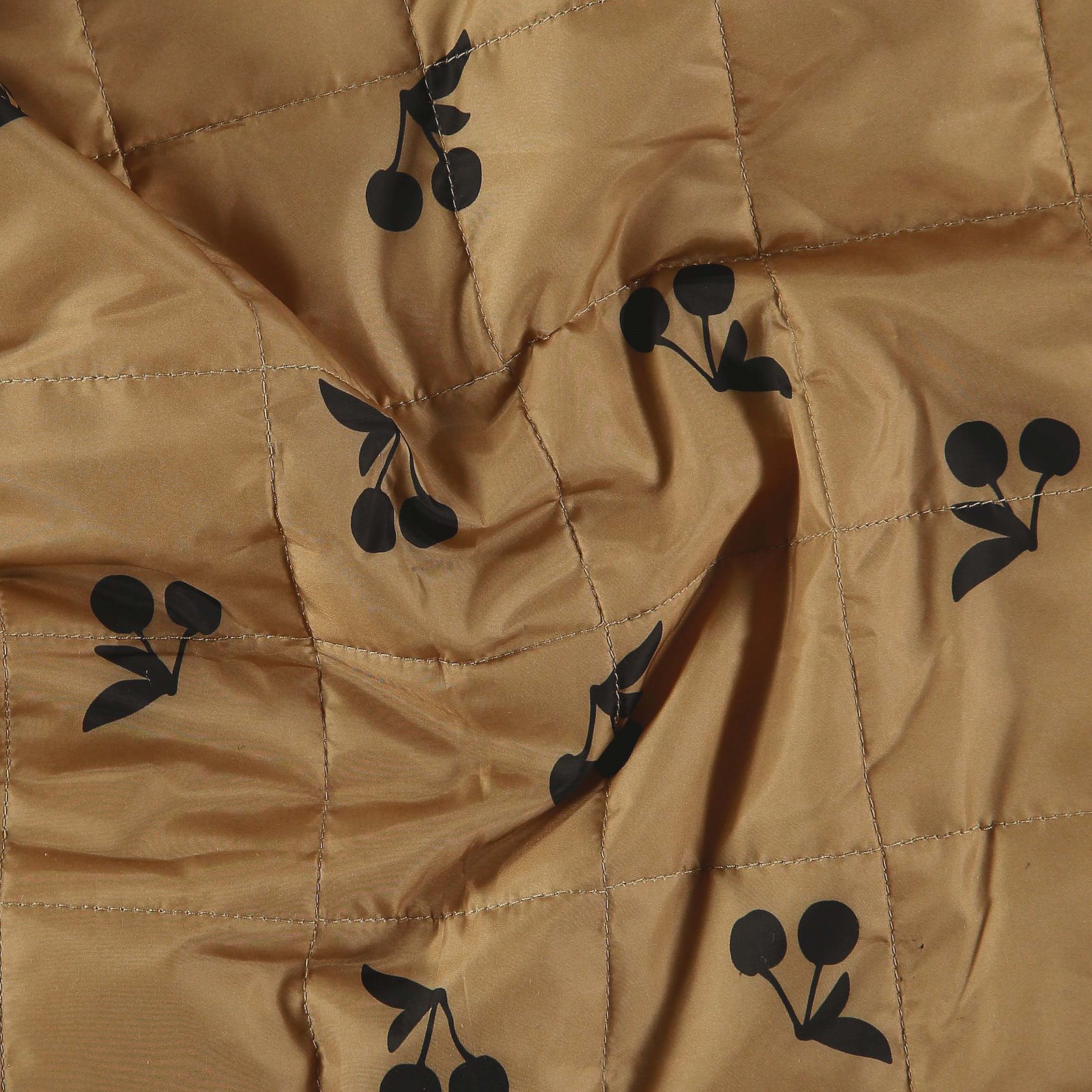 Woven quilt dark beige with black cherry 920246_pack