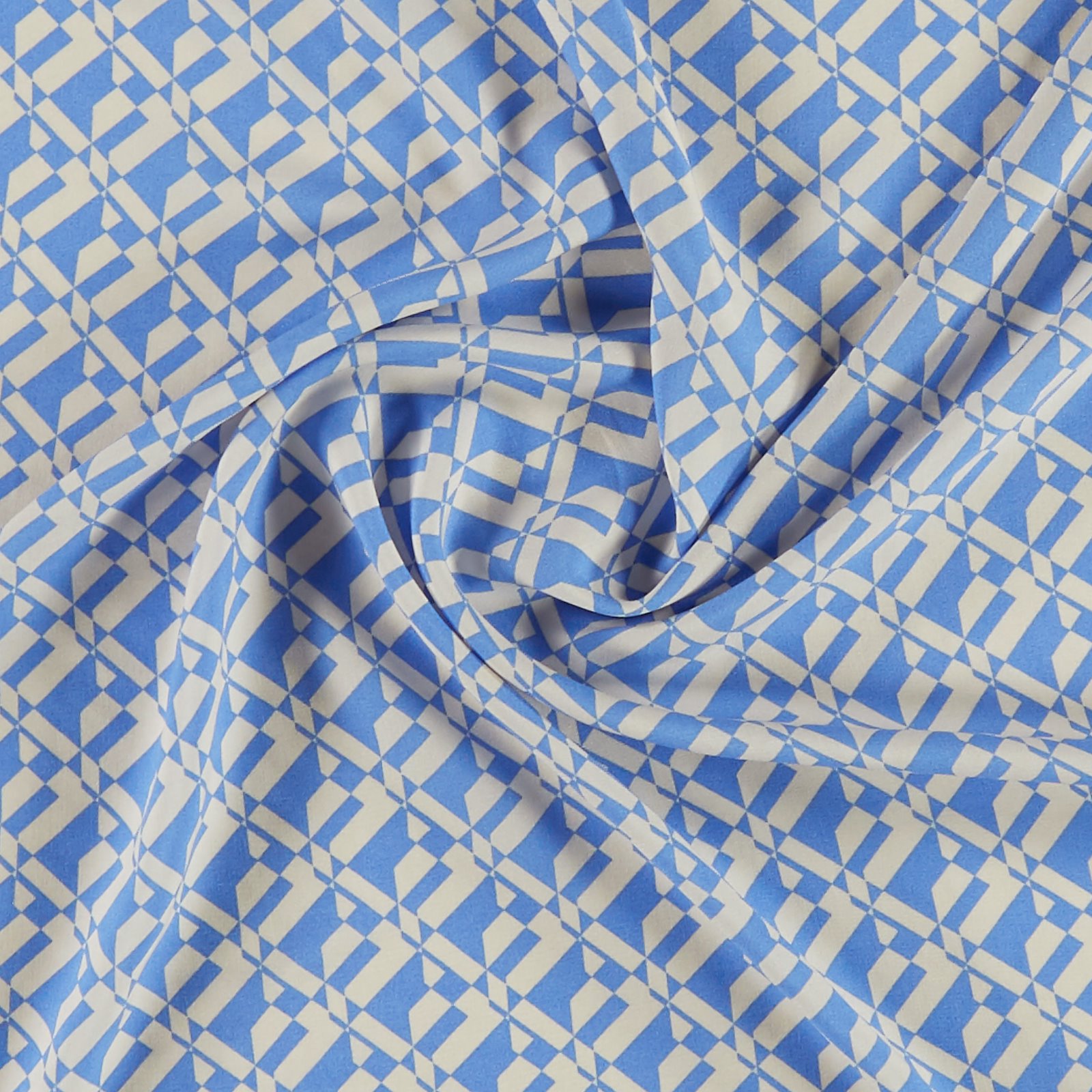 Woven viscose blue/off white graphical 710846_pack