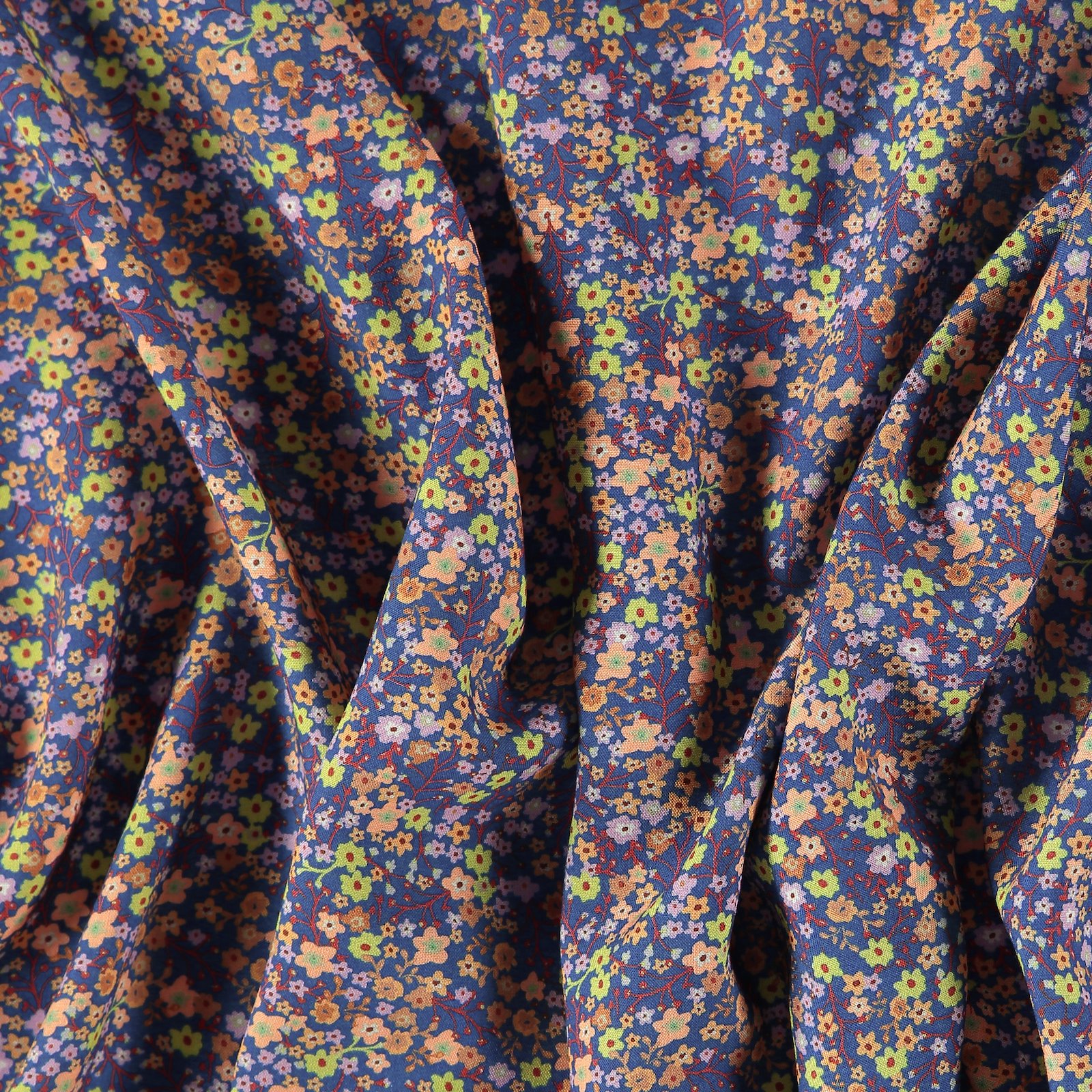 Woven viscose blue w multicolor flowers 710636_pack