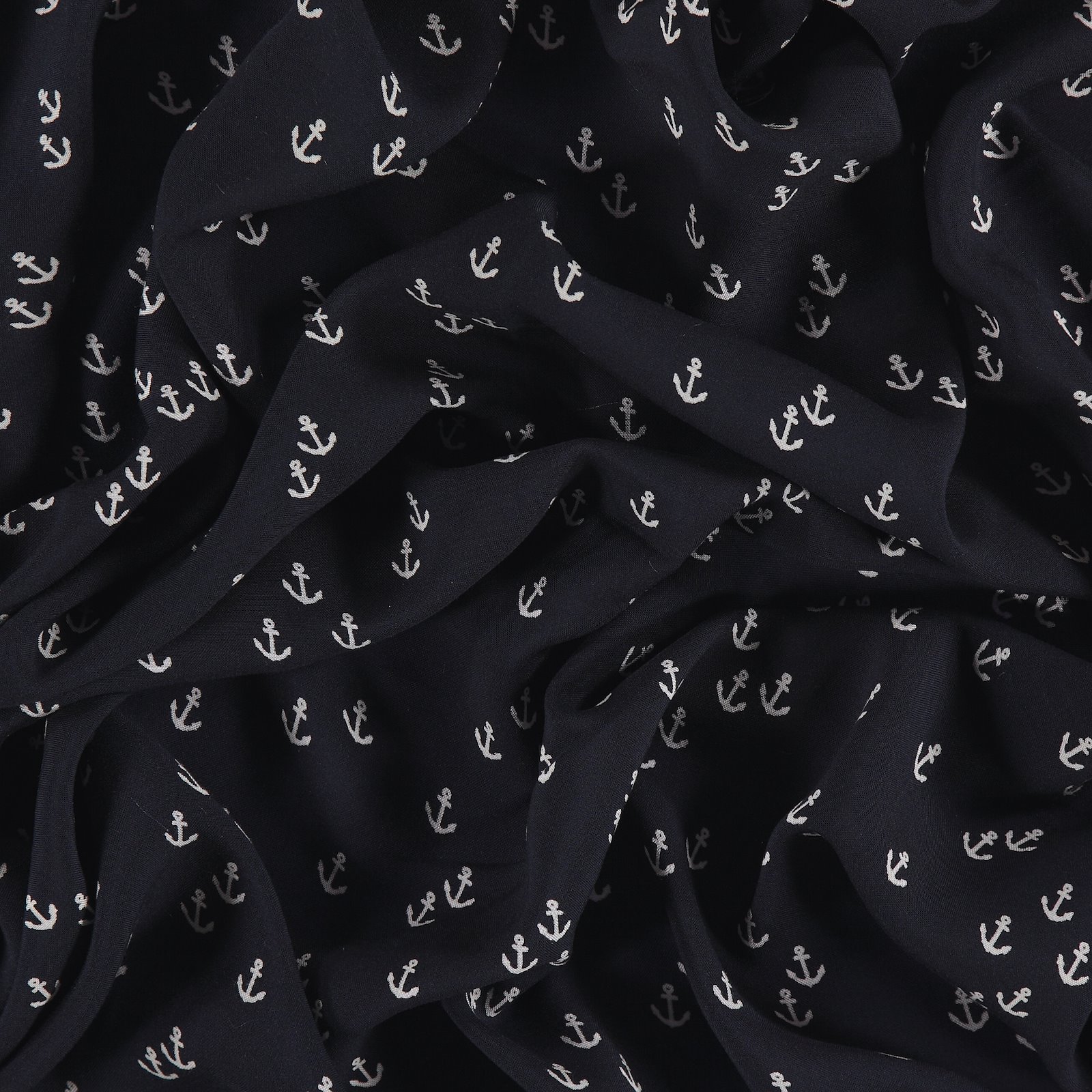 Woven viscose dark navy with anchors 710467_pack