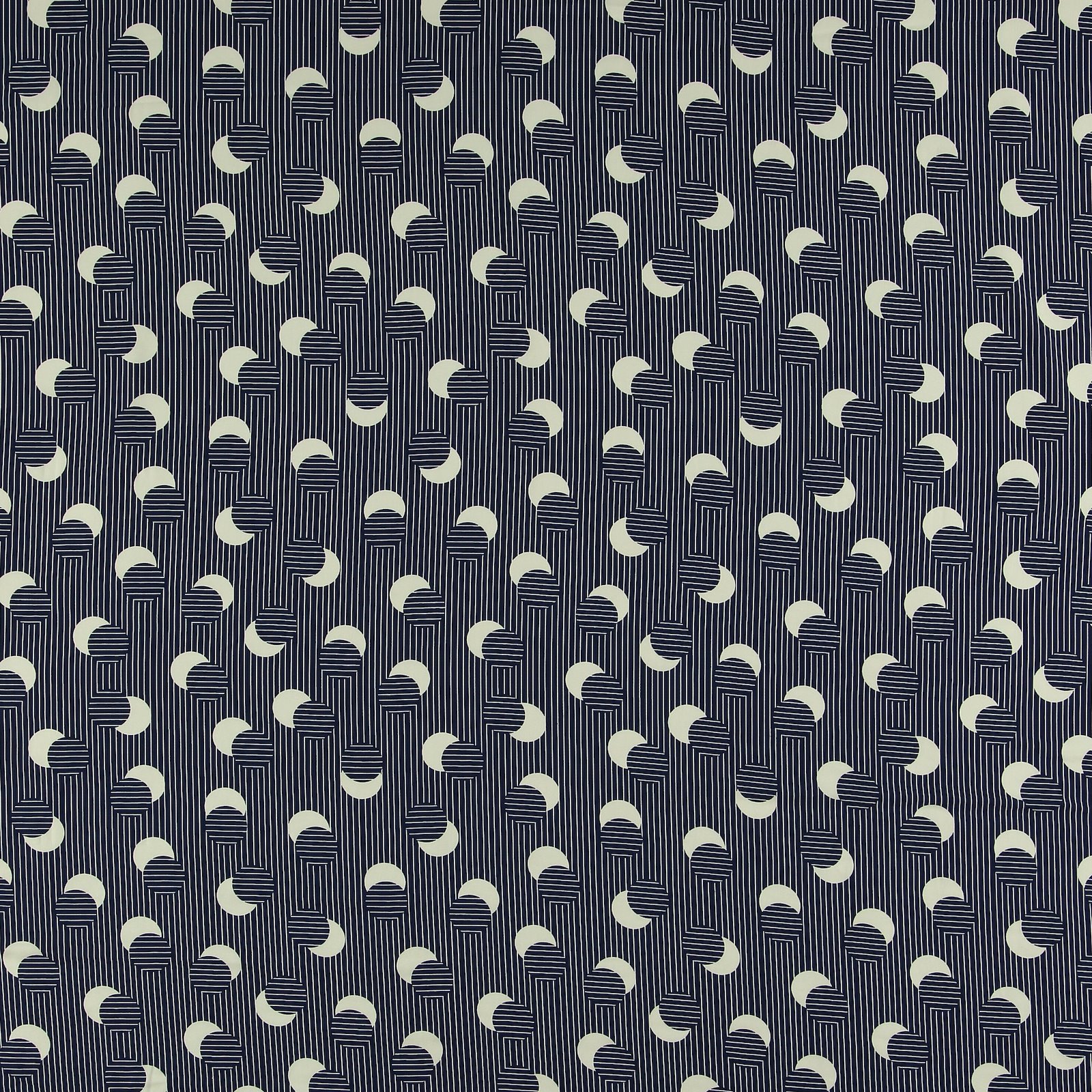 Woven viscose navy w stripe and dot 710698_pack_sp