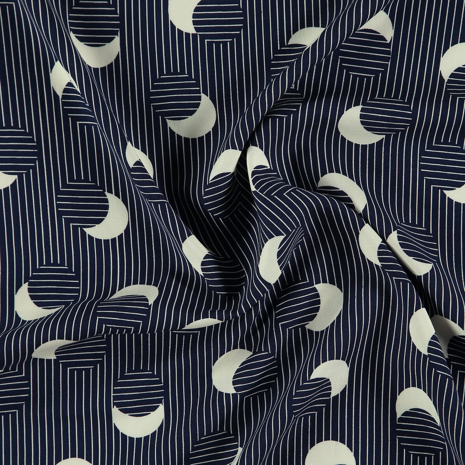 Woven viscose navy w stripe and dot 710698_pack