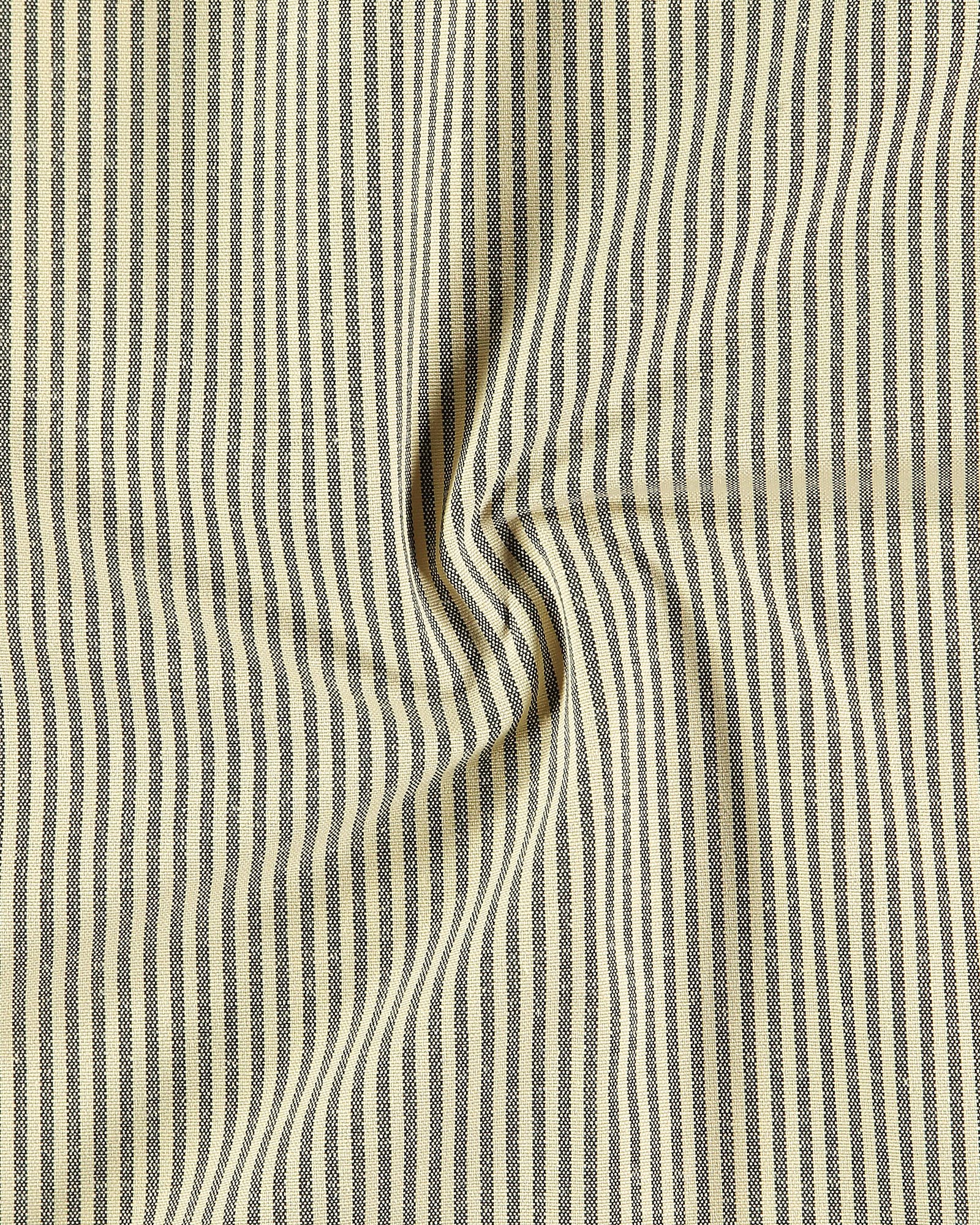 Yarn dyed grey stripe 821823_pack