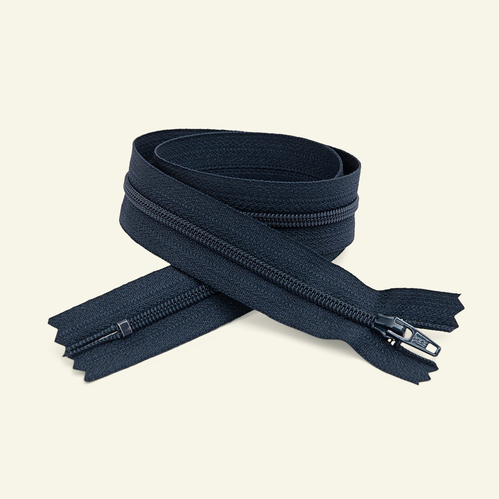 YKK zip 4mm coil closed end navy x40523_pack